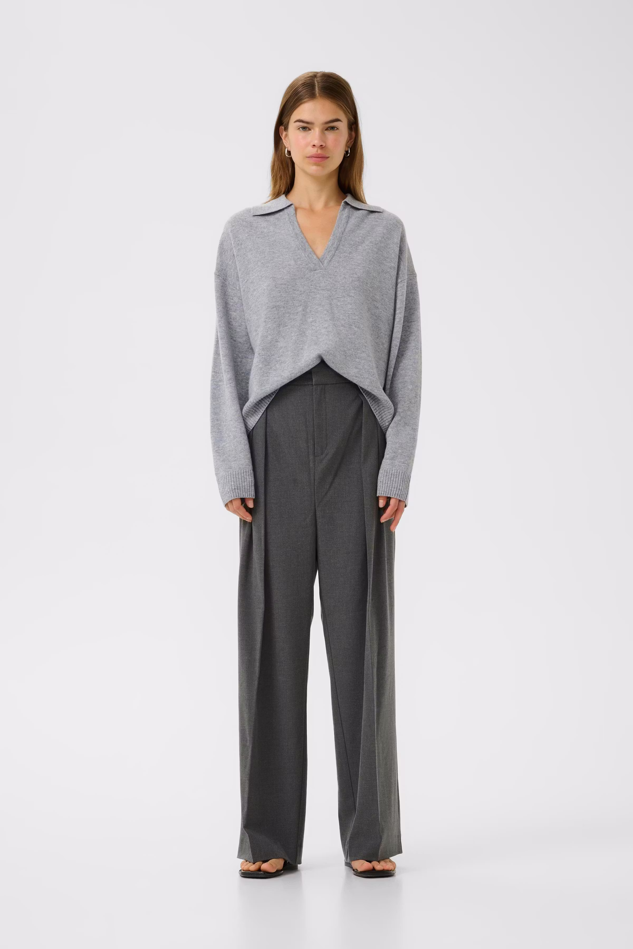 YettaIW Pullover LOOKBOOK FRONT 30111118-301744