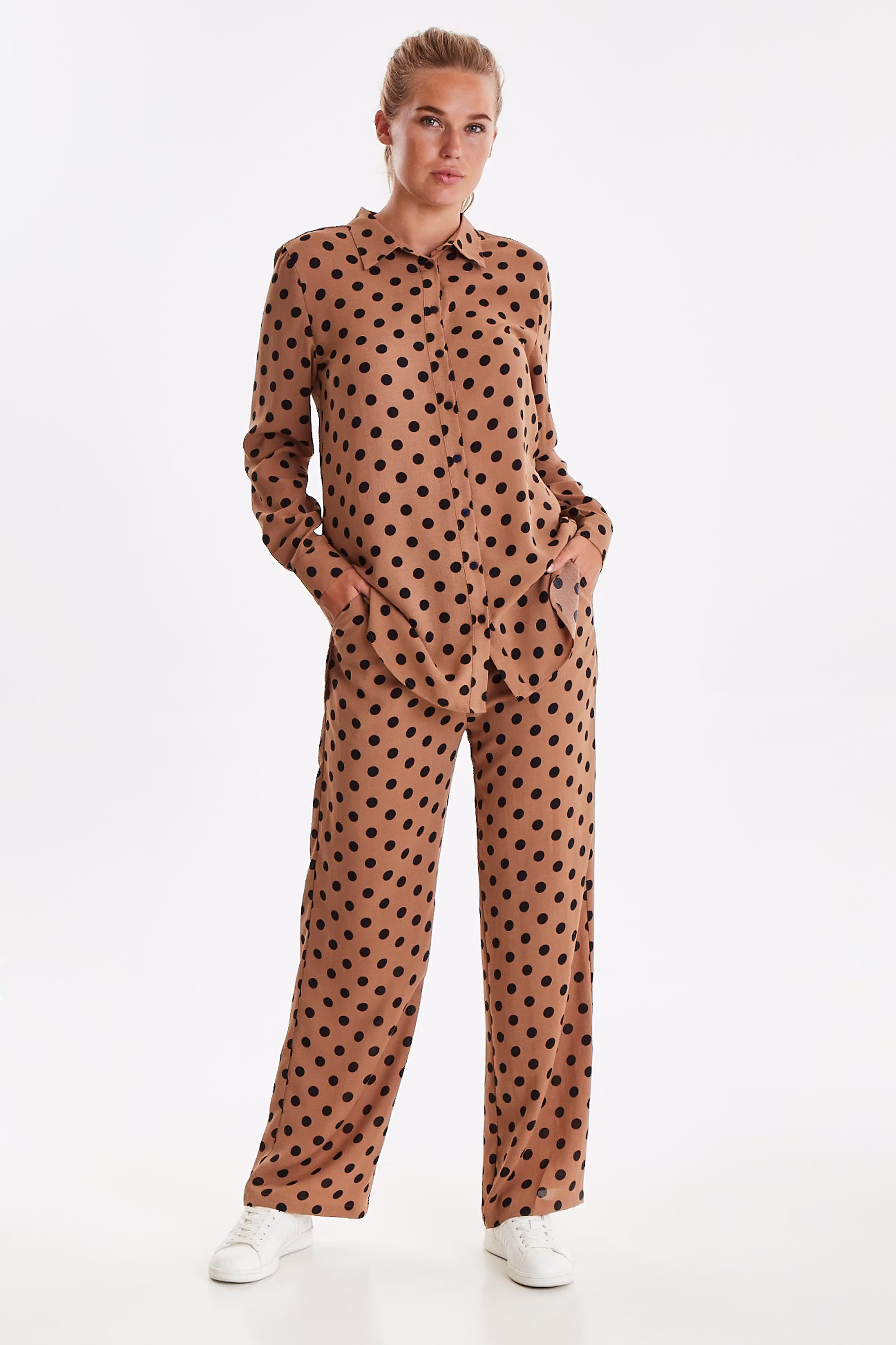 BXHinna Skjorte LOOKBOOK FRONT 20808398-80184