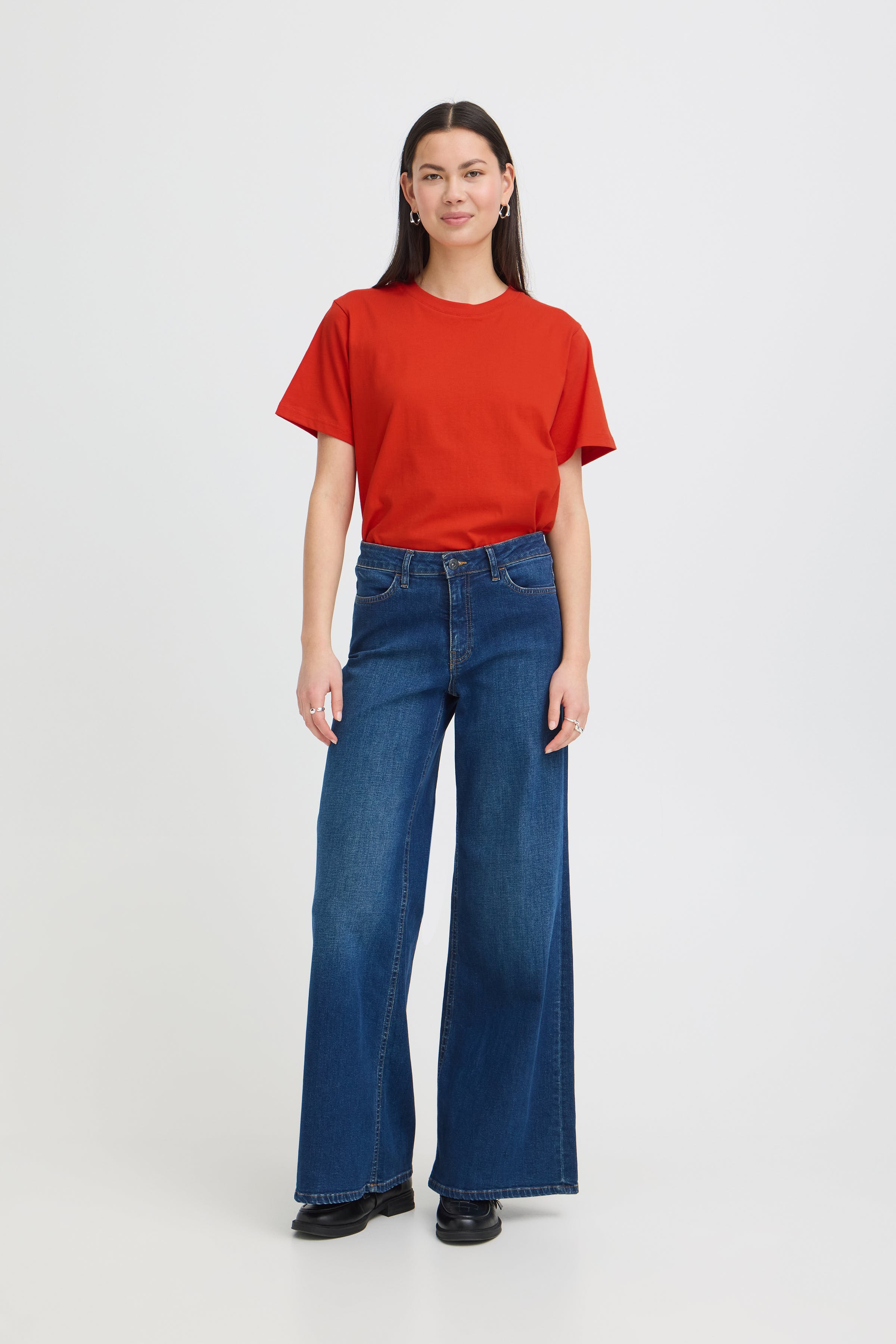 IHPALMER LOOSE T-shirt LOOKBOOK FRONT 20119365-181664