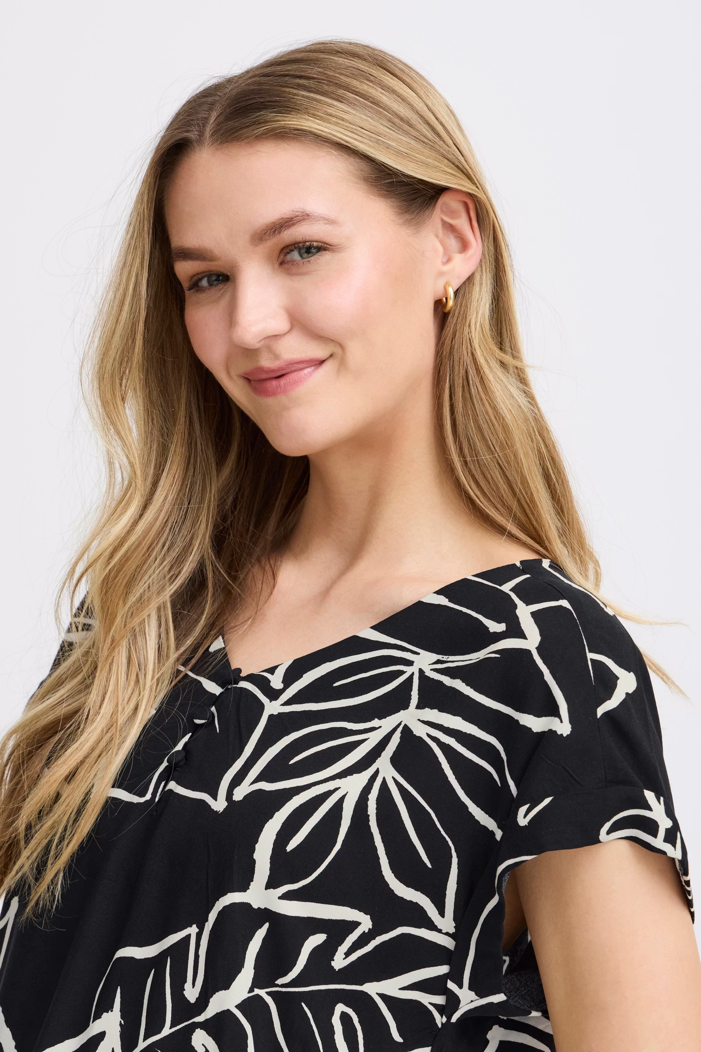 FRRELAX Bluse LOOKBOOK DETAIL 20613663-203074