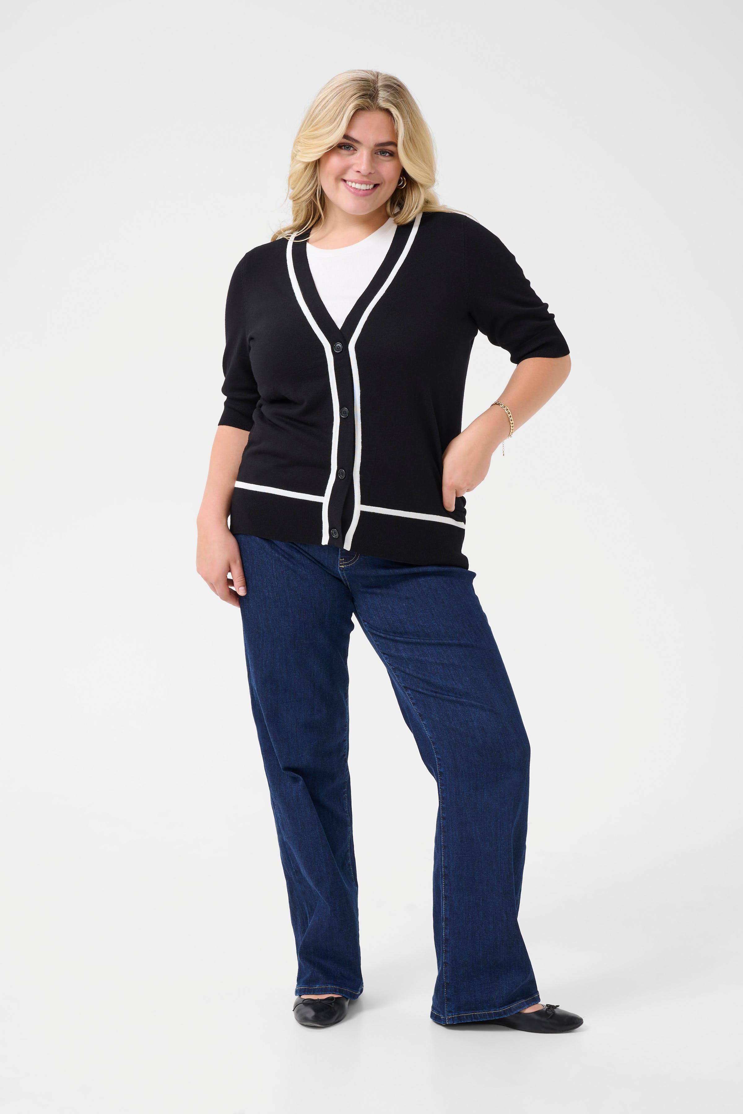 KCmallie Cardigan/Gilet LOOKBOOK FRONT 10583454-100121