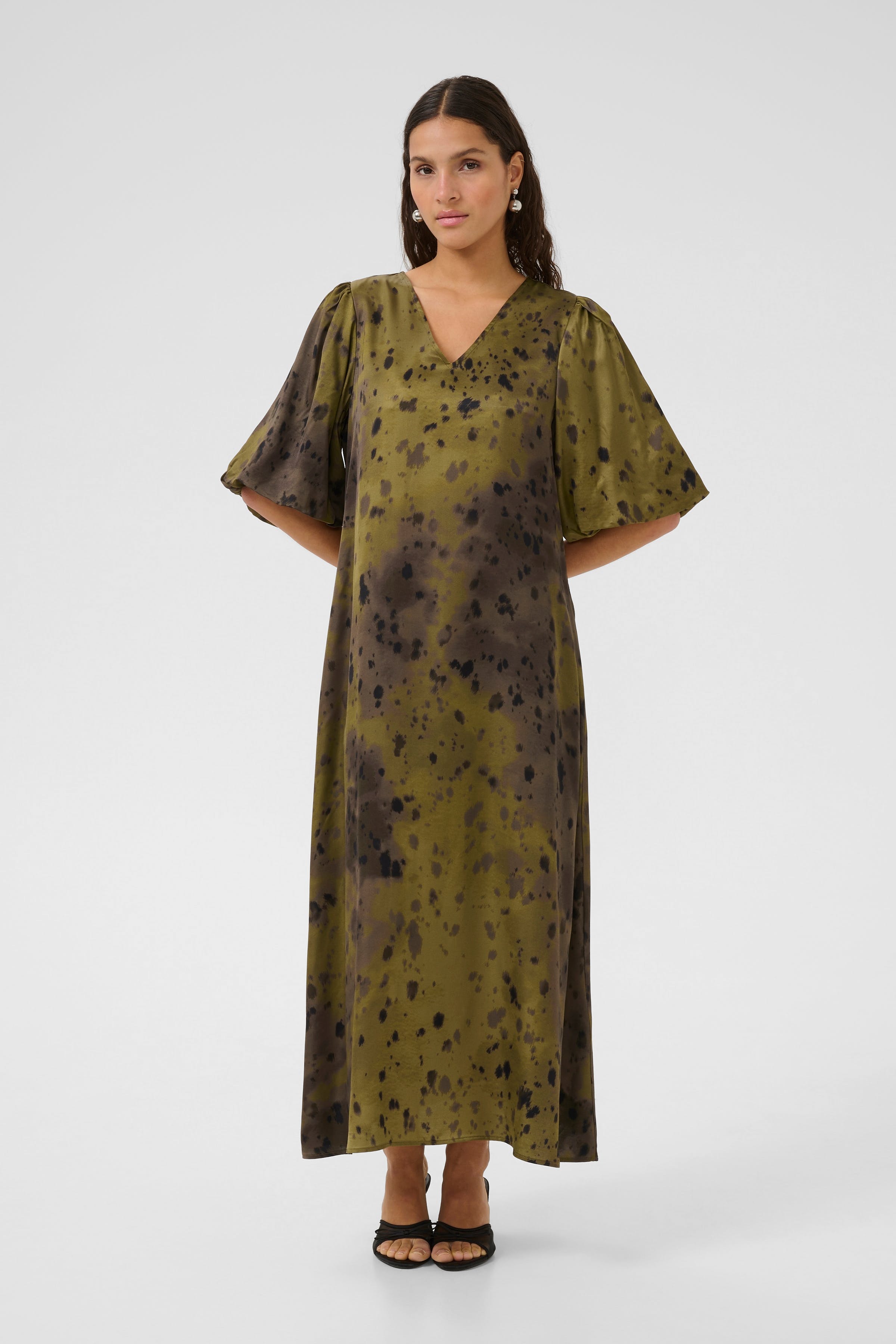 KBBella Dress LOOKBOOK FRONT 10105635-108296