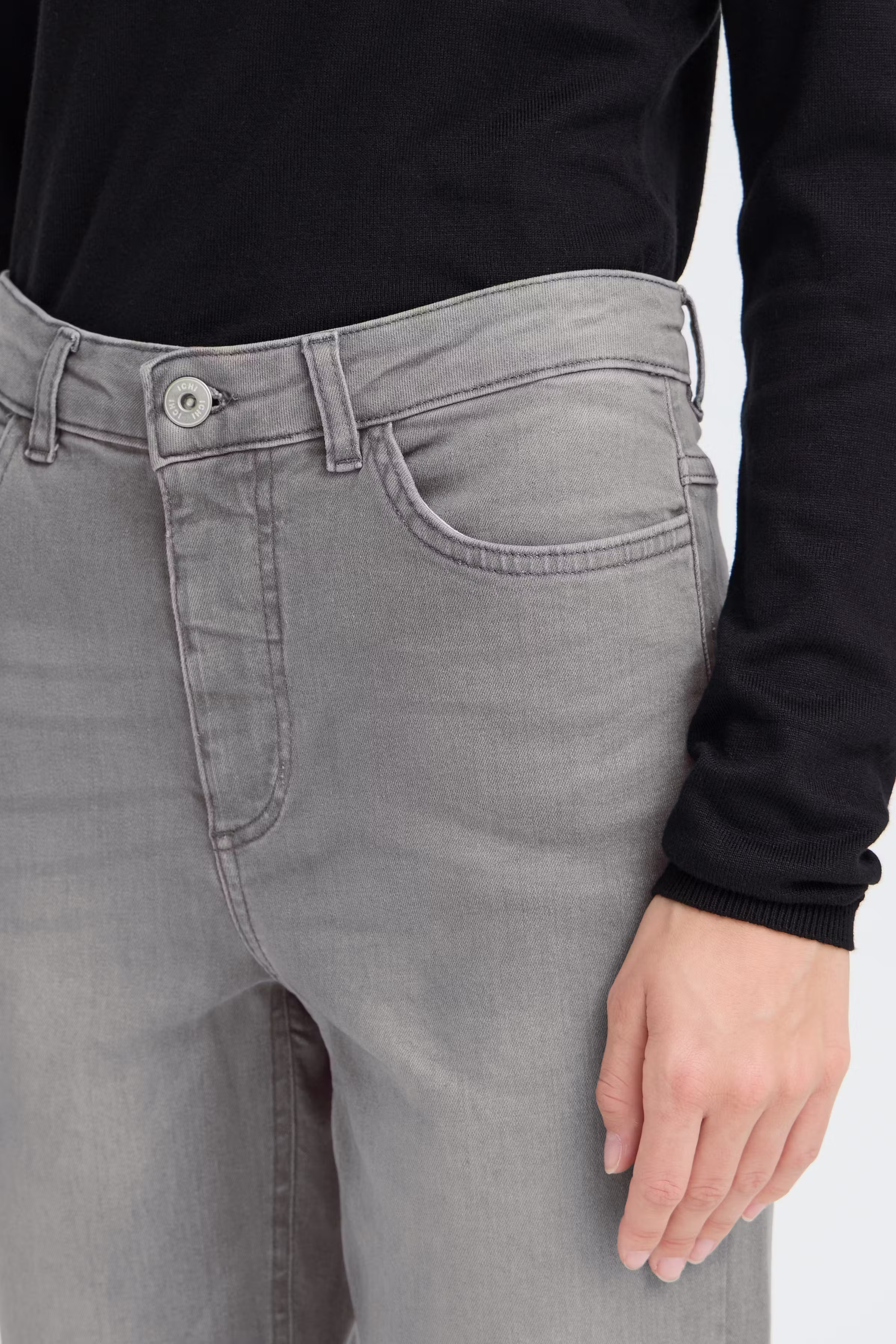 IHTWIGGY RAVEN Jeans LOOKBOOK DETAIL 20110967-200344