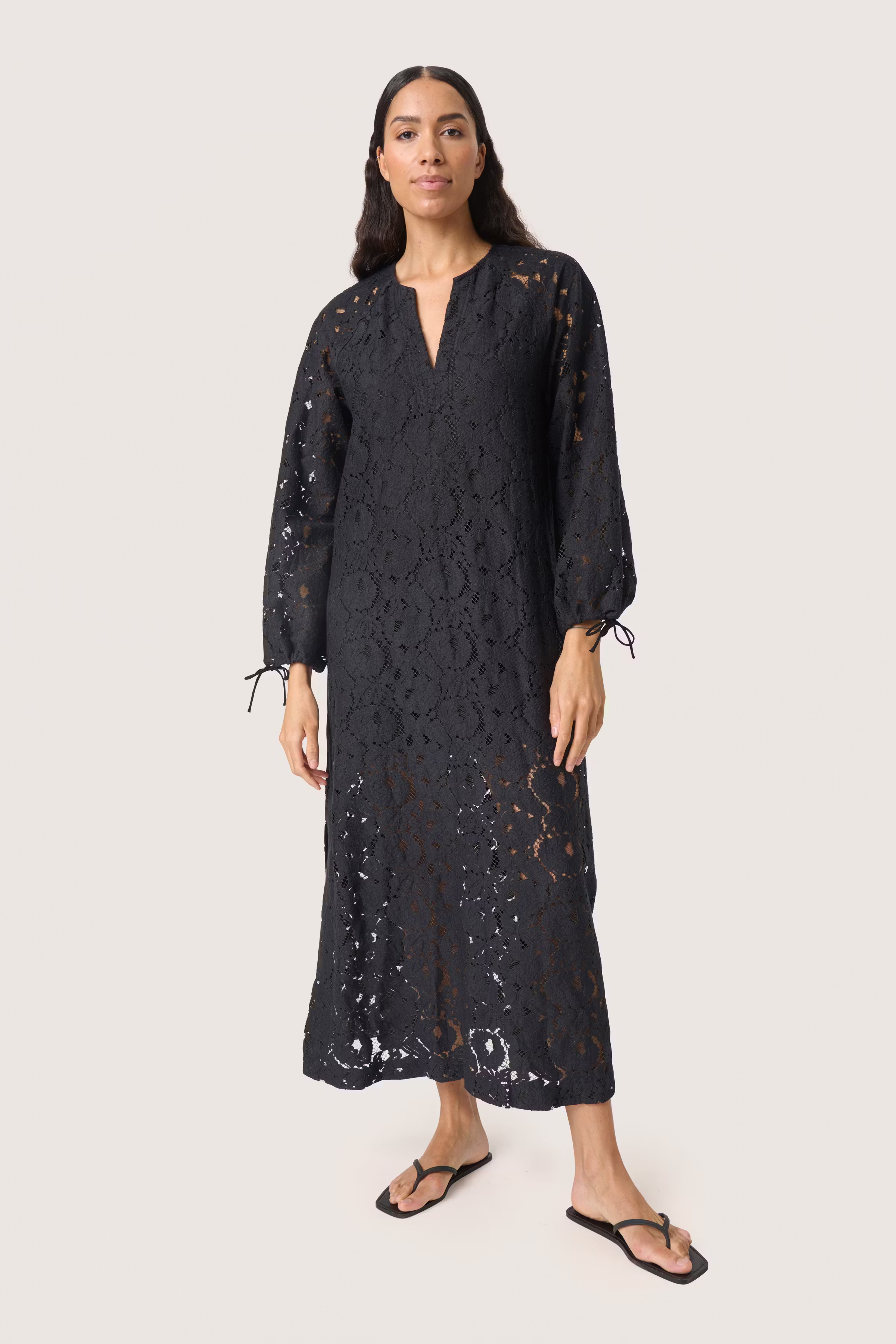 SLTaya Dress LOOKBOOK FRONT 30408672-194008