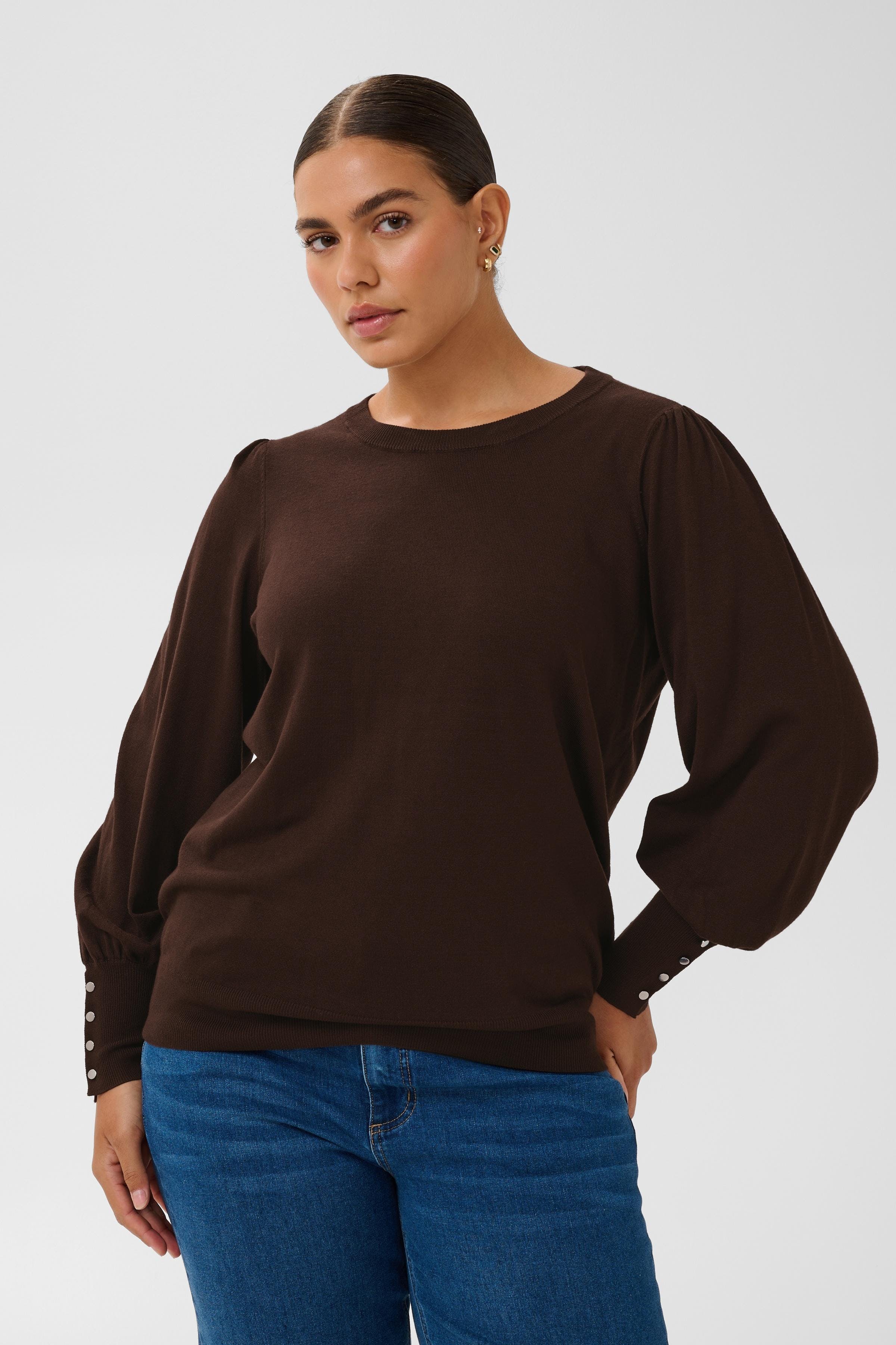 KClizzy Pullover LOOKBOOK FRONT 10584451-190915