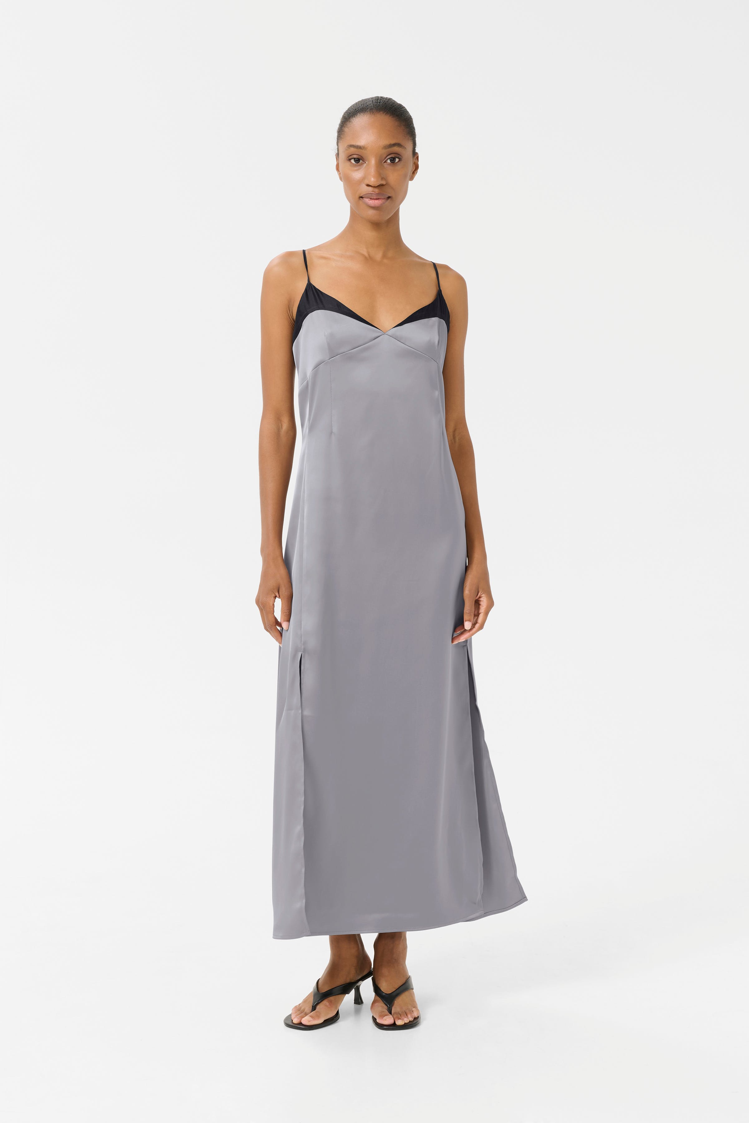 GZemery Dress LOOKBOOK FRONT 10910435-170207