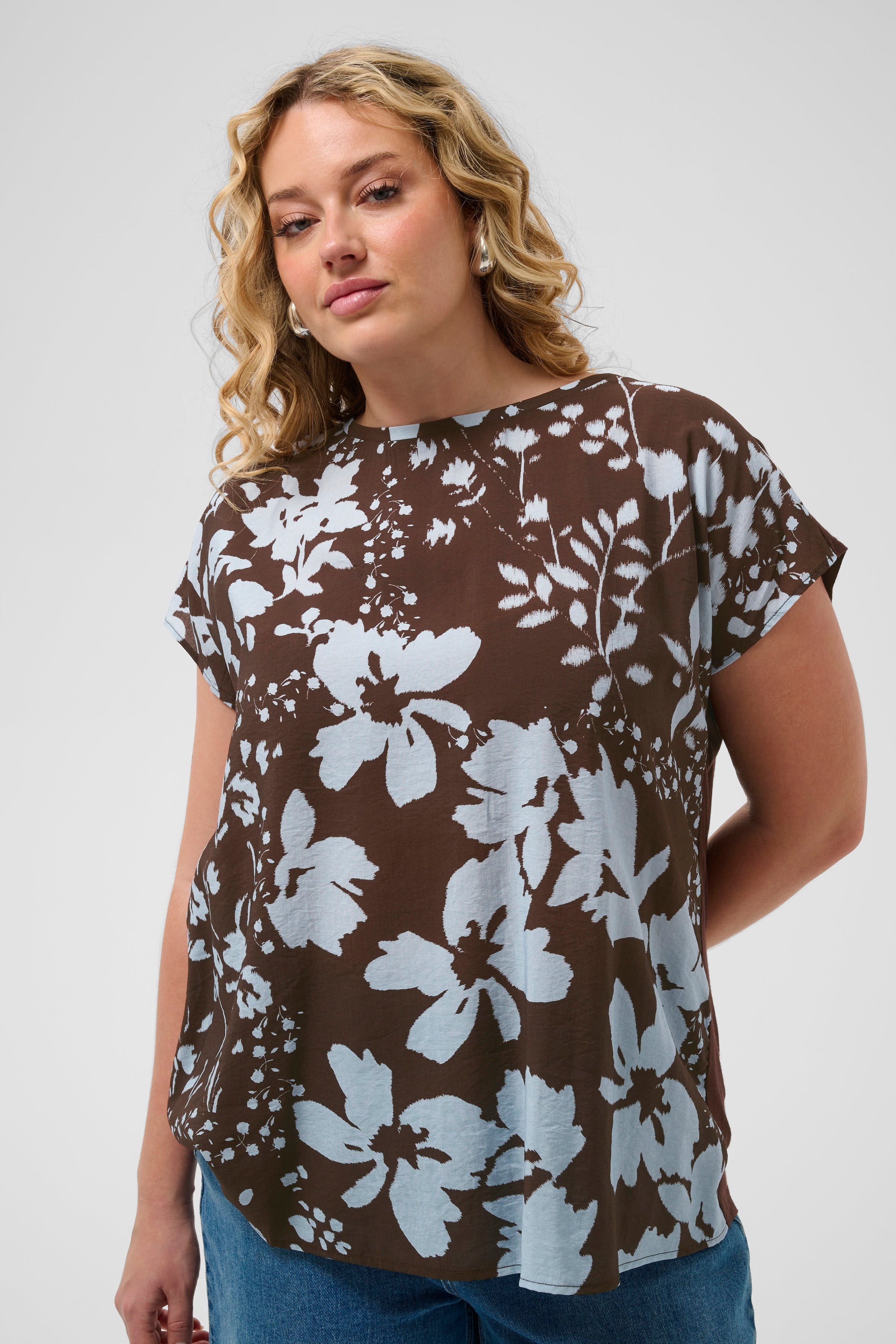 KCmila Bluse LOOKBOOK DETAIL 10584313-109448