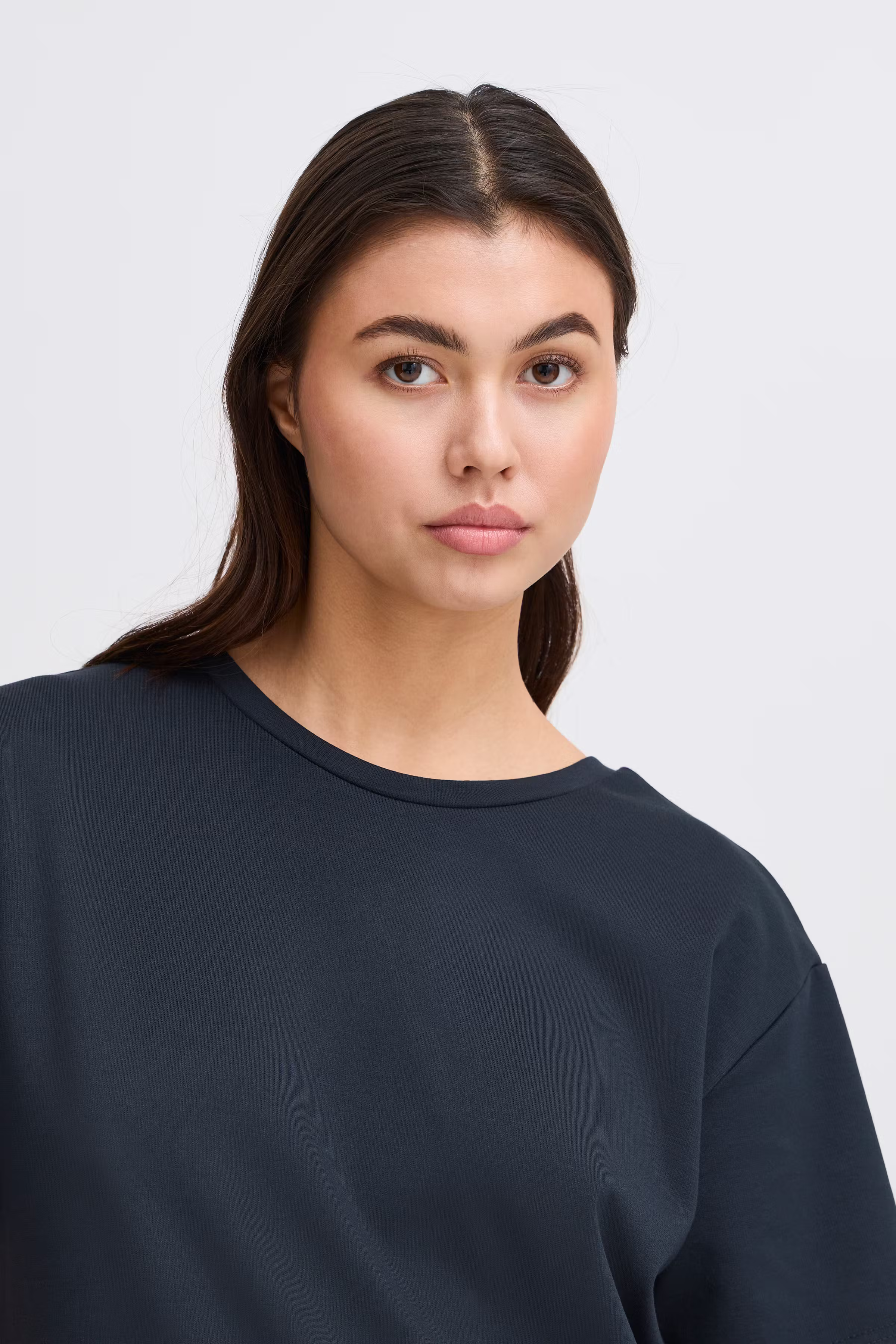 IHKALA Klänning LOOKBOOK DETAIL 20122812-194010