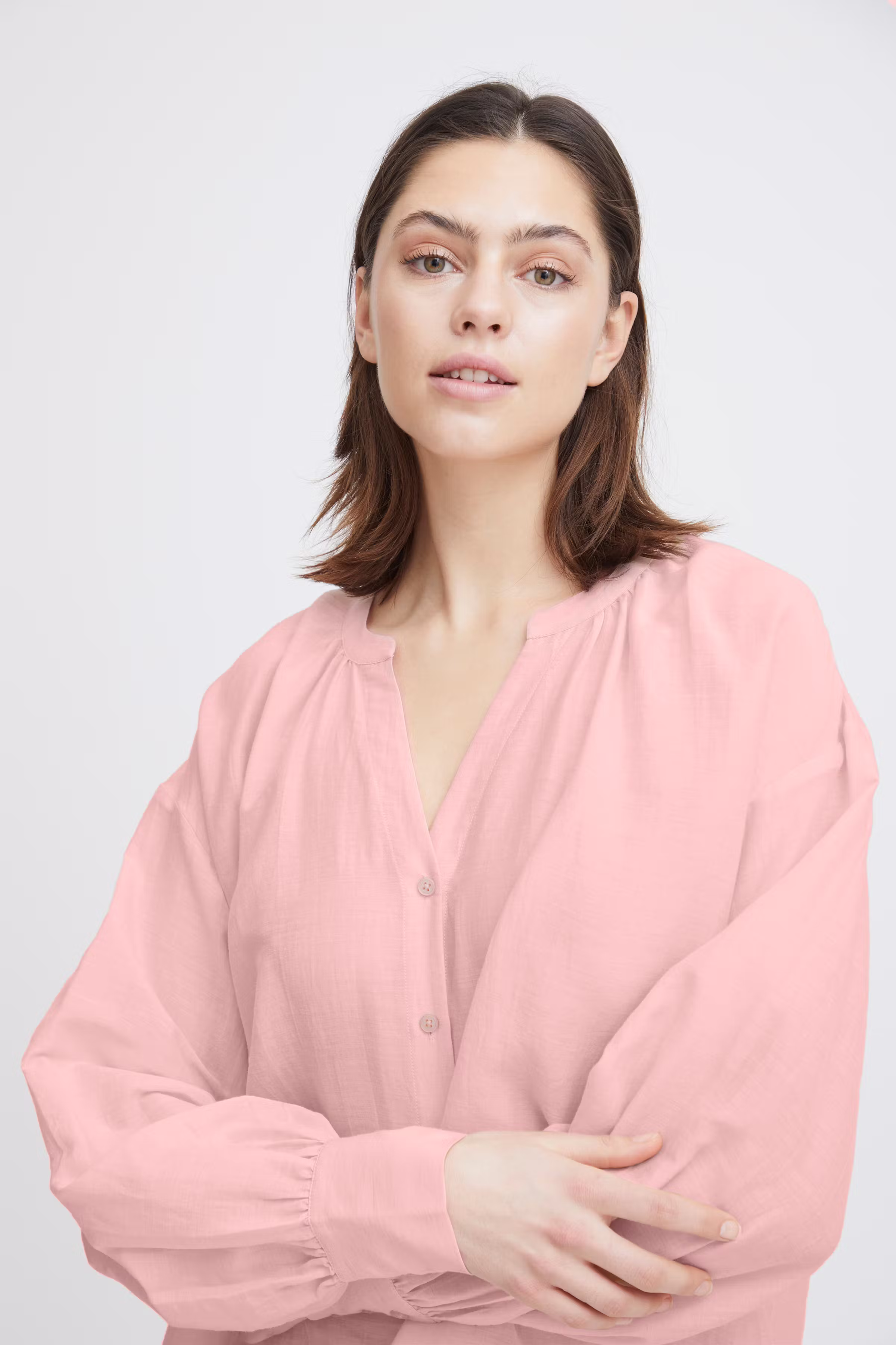 IRTHEA Shirt LOOKBOOK DETAIL 20118411-141508