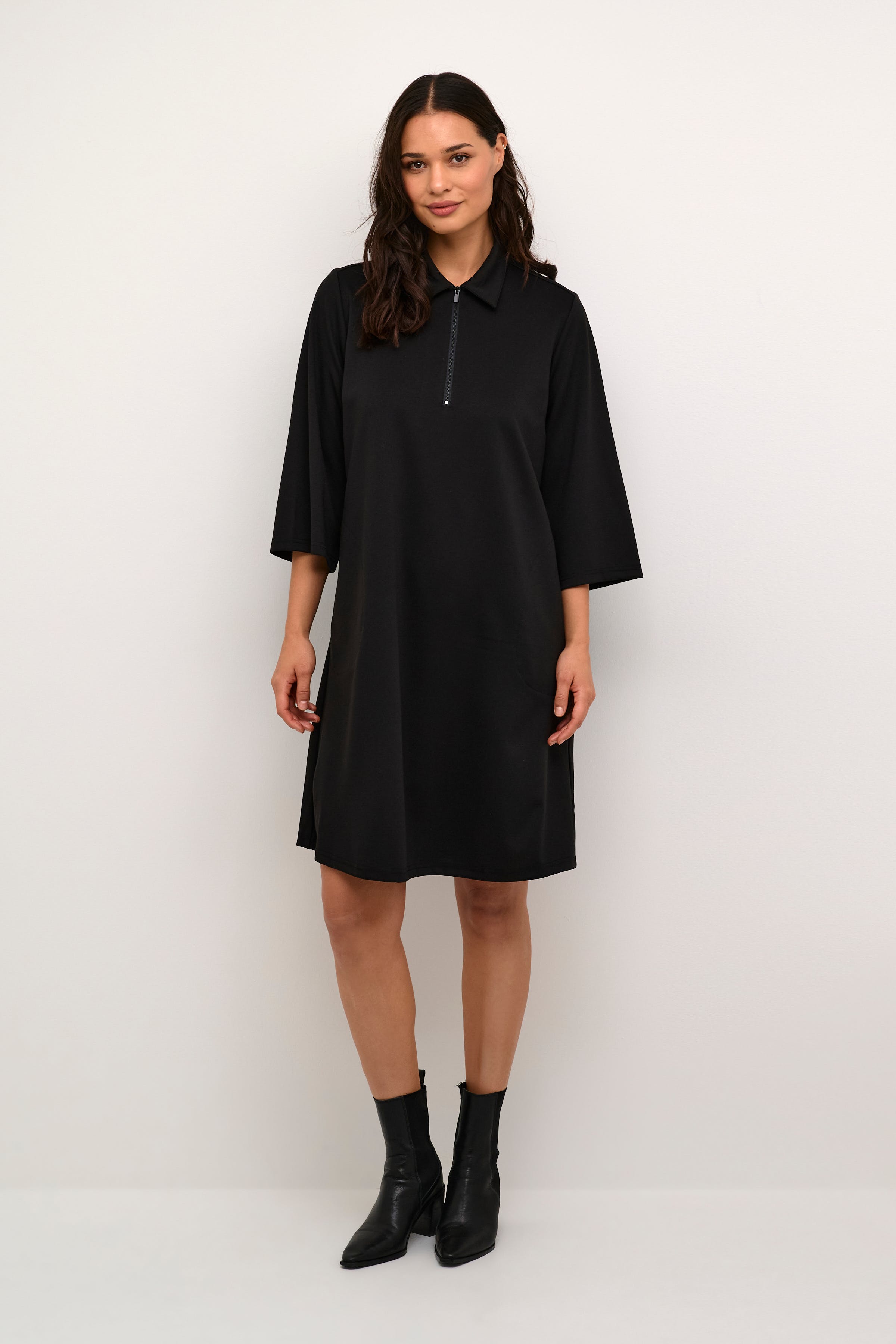 BPelin Kleid LOOKBOOK FRONT 10590635-100121B