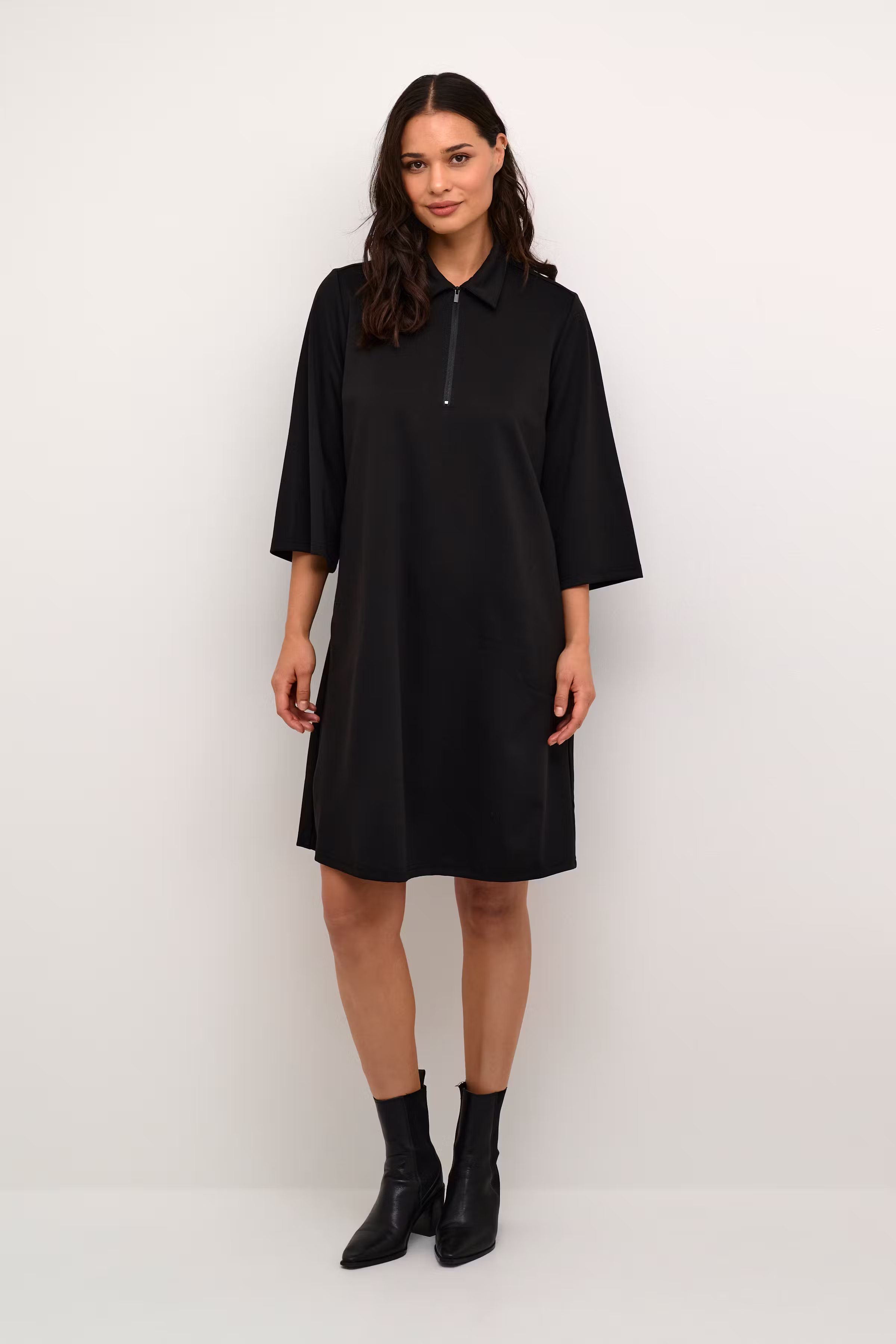 BPelin Dress LOOKBOOK FRONT 10590635-100121B