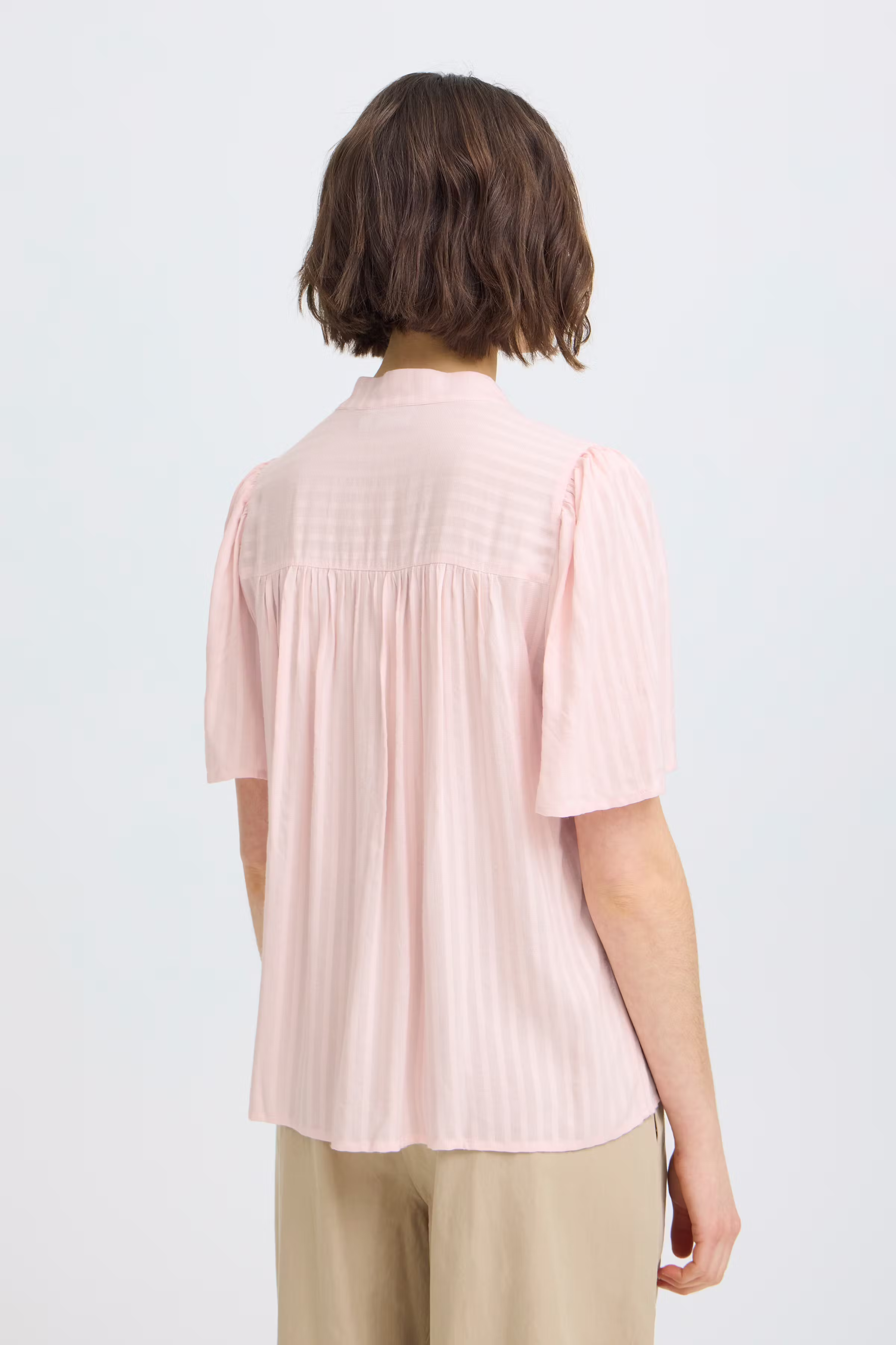 FRVILLIA Bluse LOOKBOOK BACK 20617810-141905