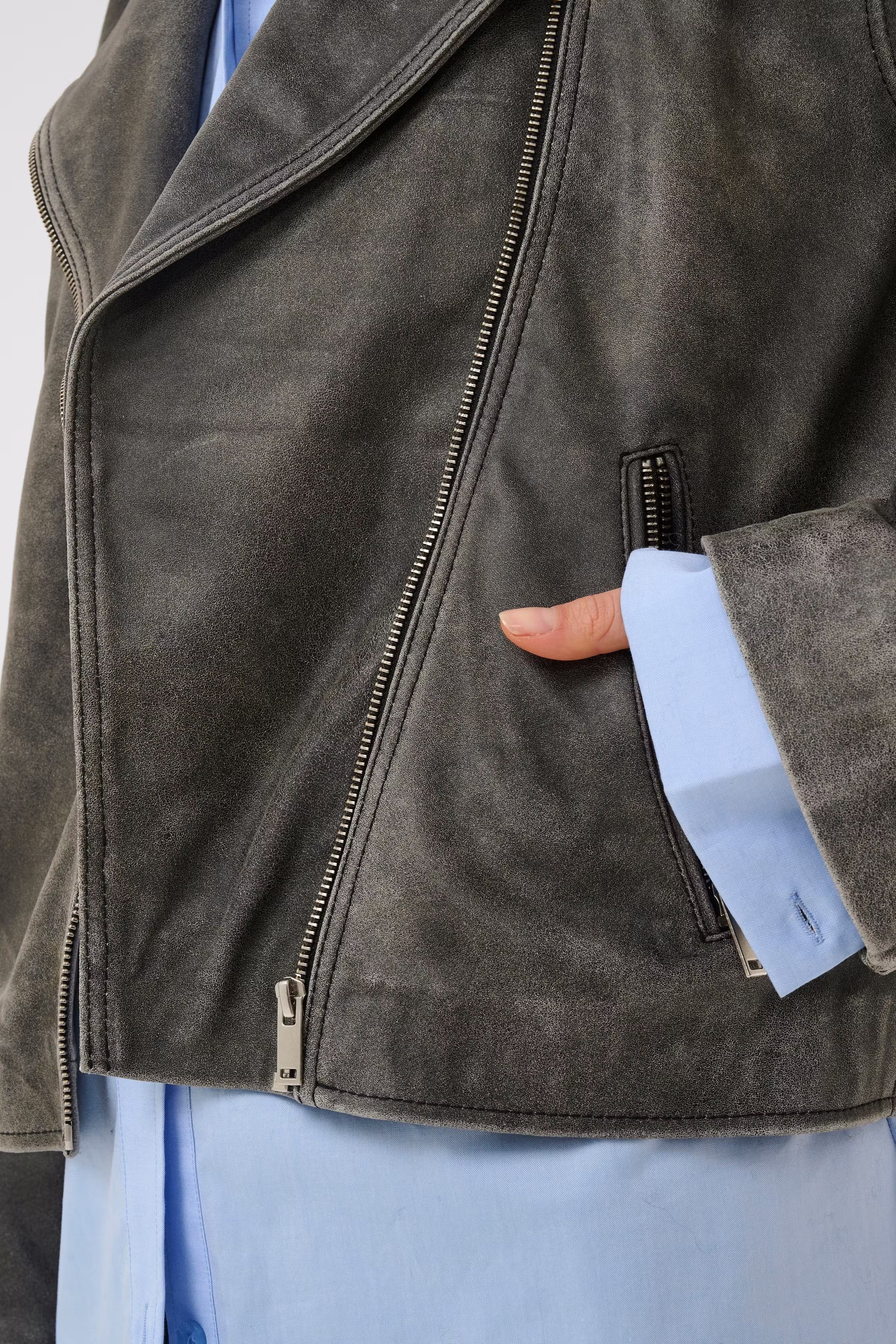 GZnaomi Leather jacket LOOKBOOK DETAIL 10910404-108626