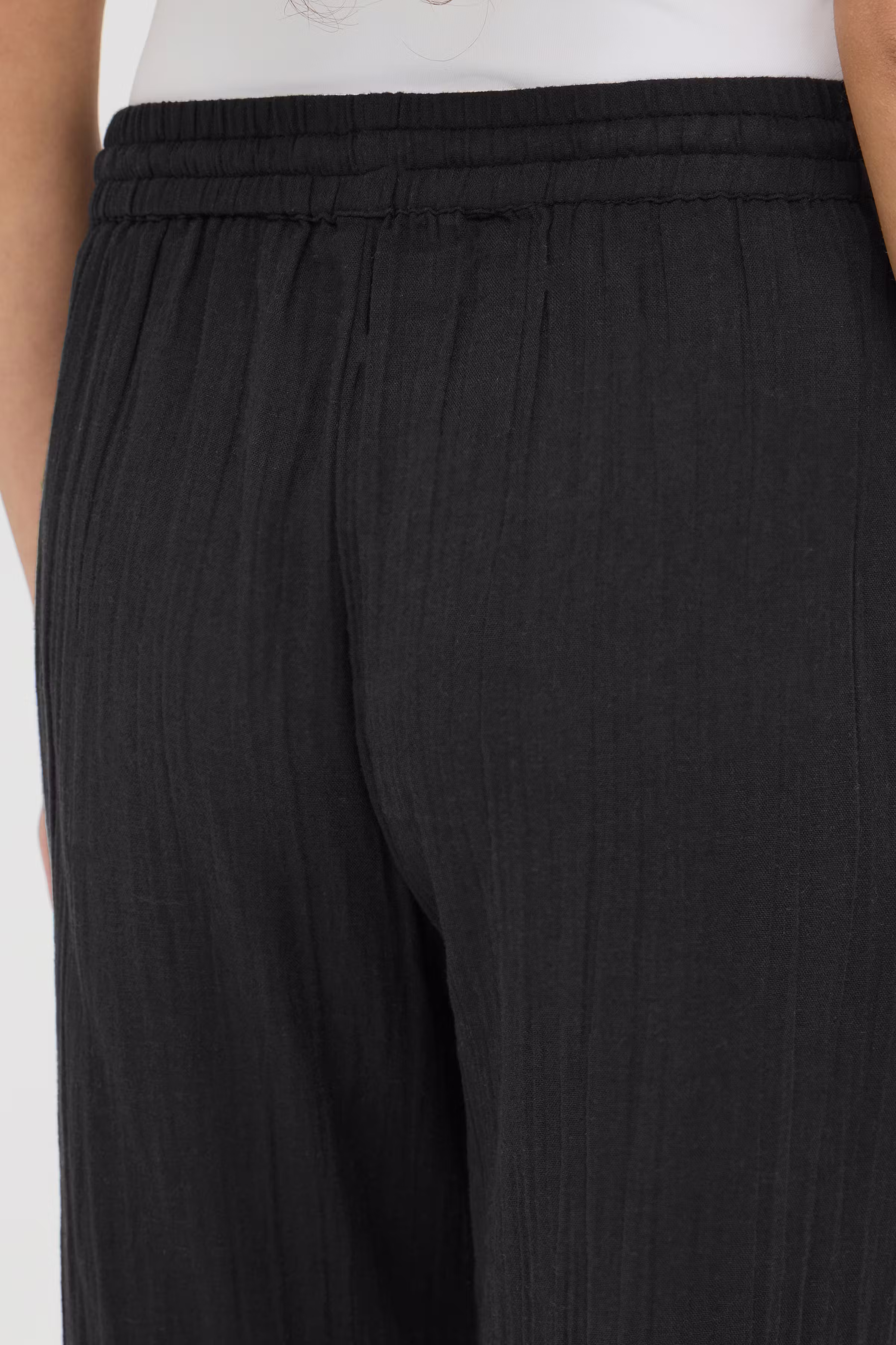 IAFOXA Hose LOOKBOOK DETAIL 20121644-194008