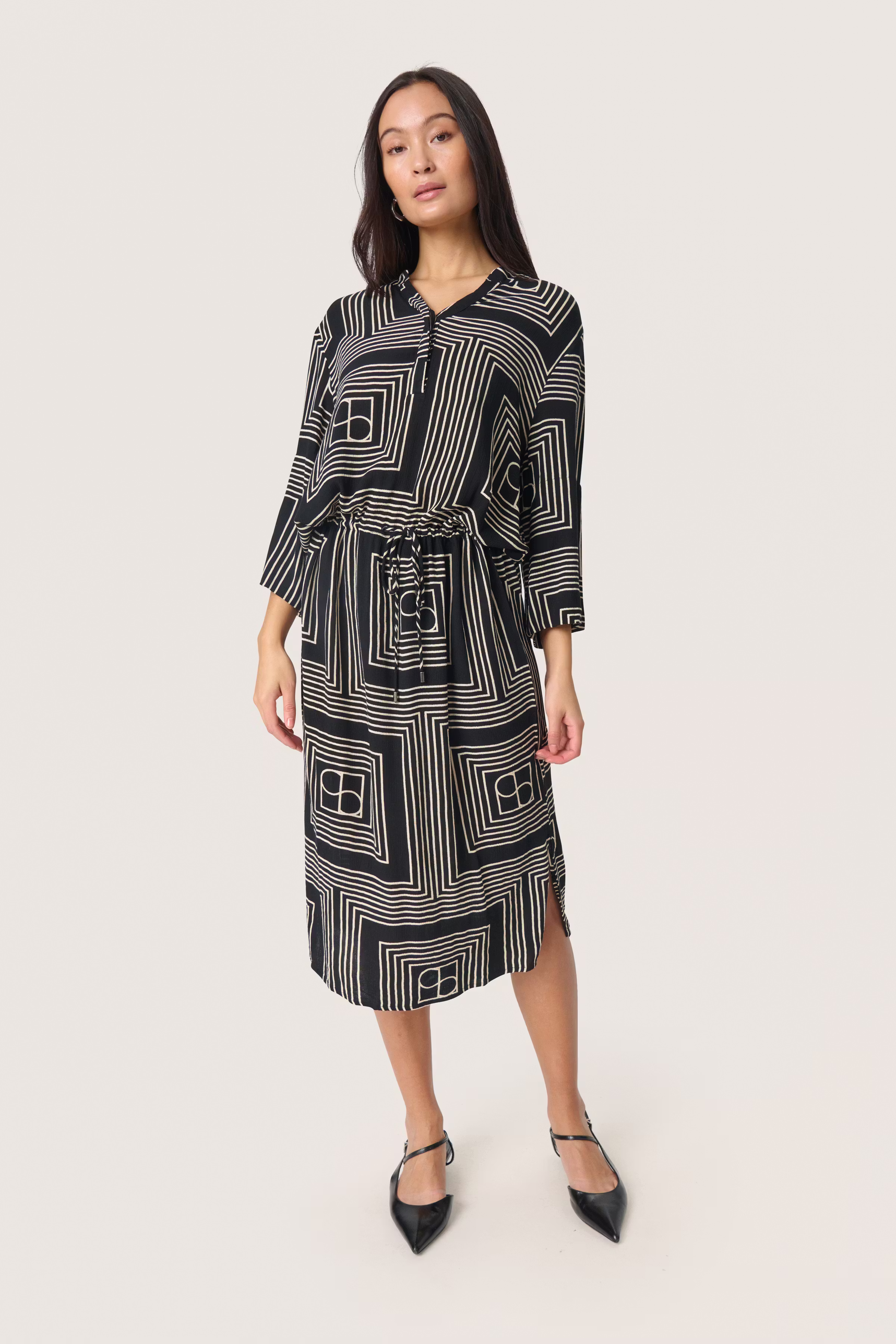 Zaya Kleid LOOKBOOK FRONT 30403113-303940