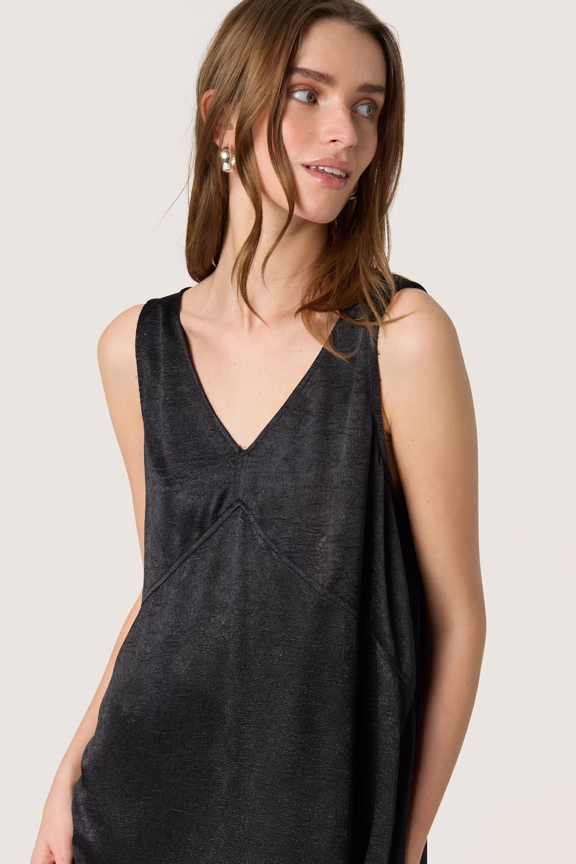 SLYennah Dress LOOKBOOK DETAIL 30408590-194008