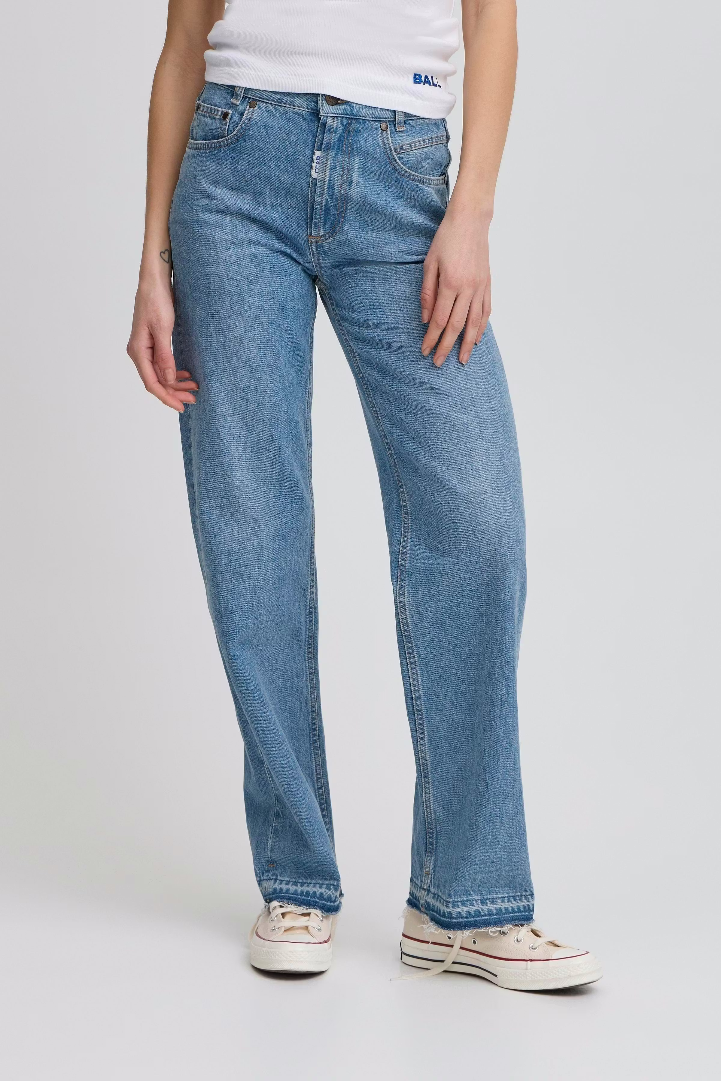 BASERENA Jeans LOOKBOOK FRONT 50405079-204026