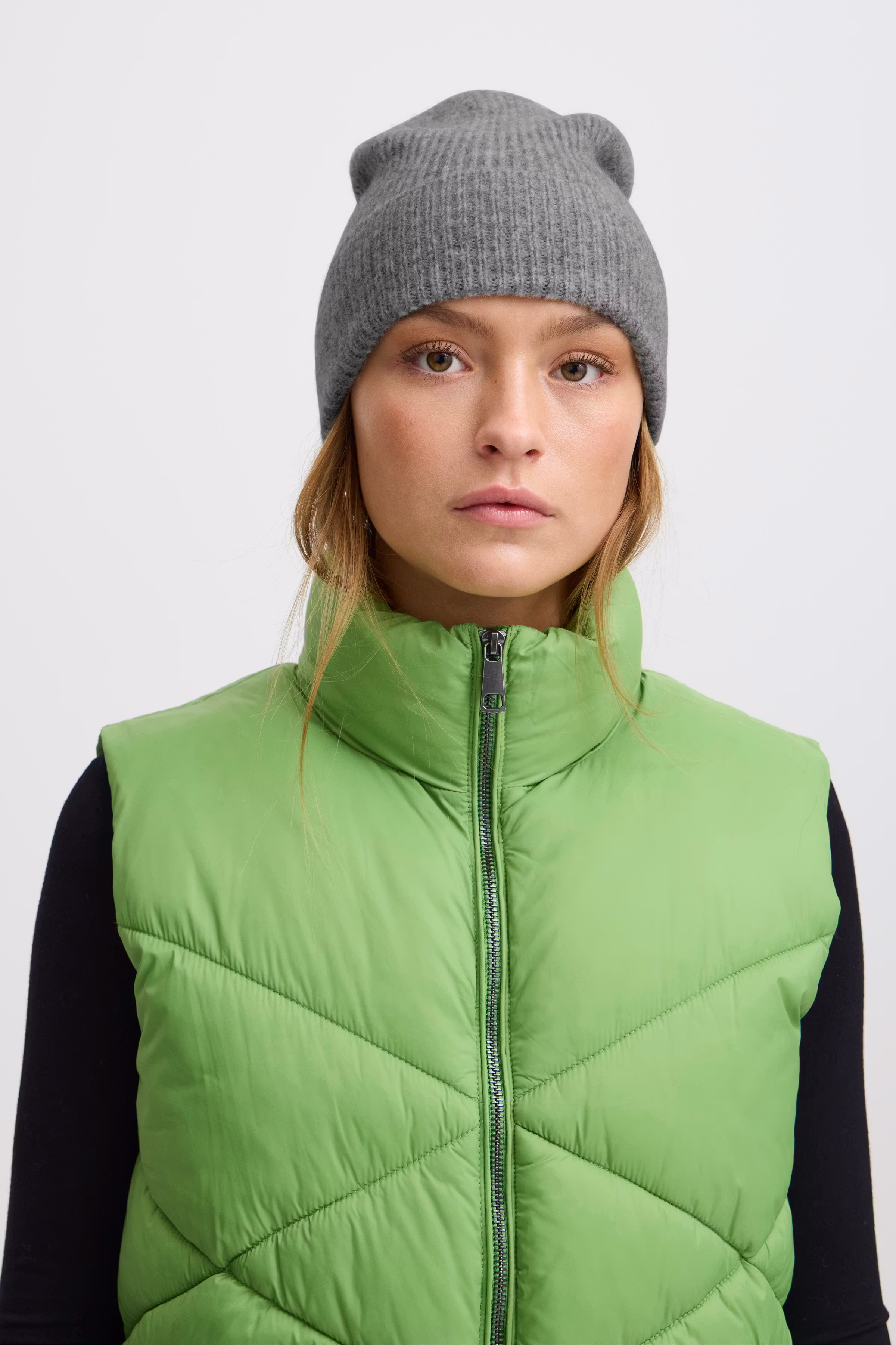 IAIVO Hood LOOKBOOK DETAIL 20110525-200420