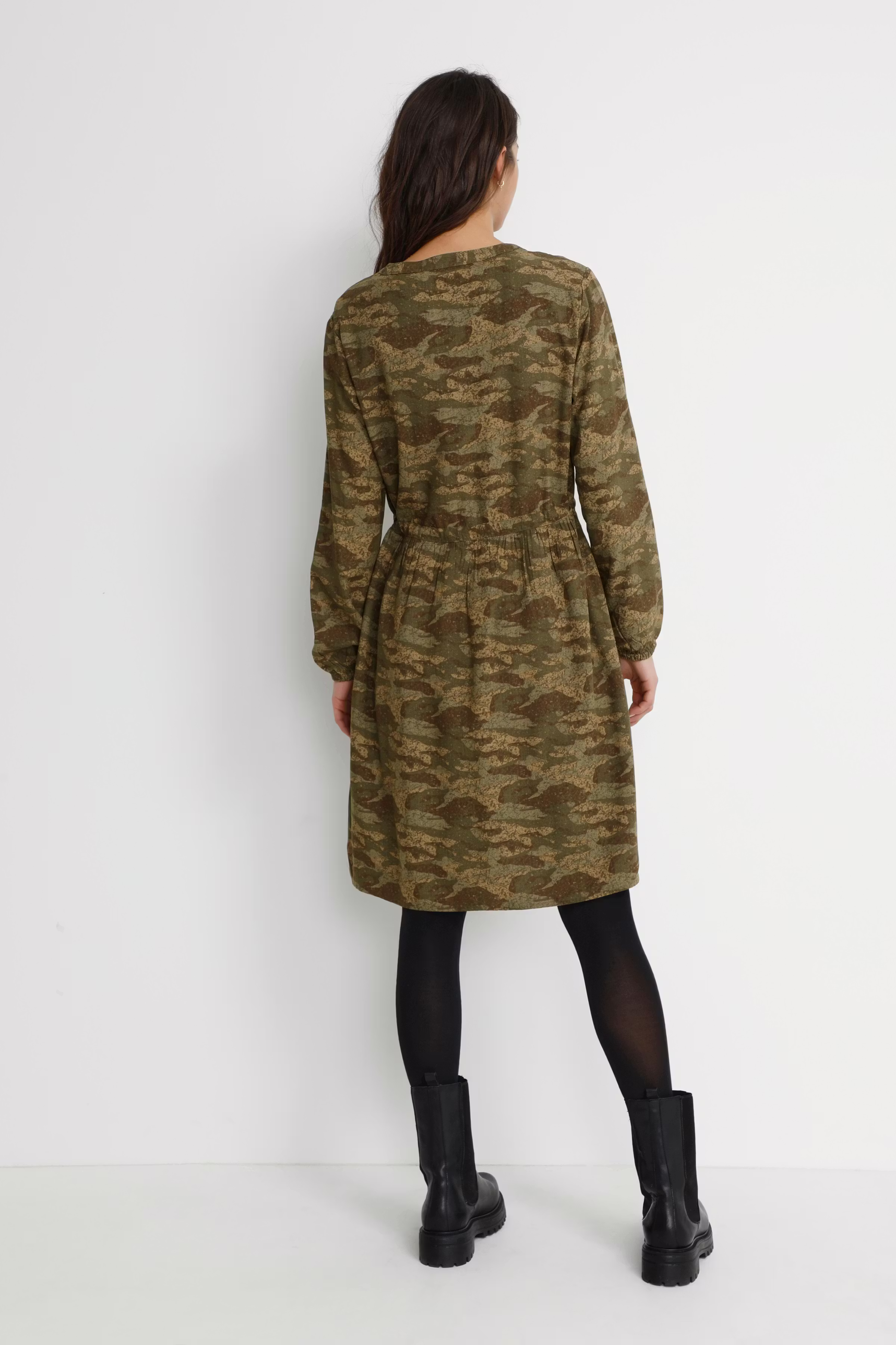 CRVimma Klänning LOOKBOOK BACK 10610671-103391