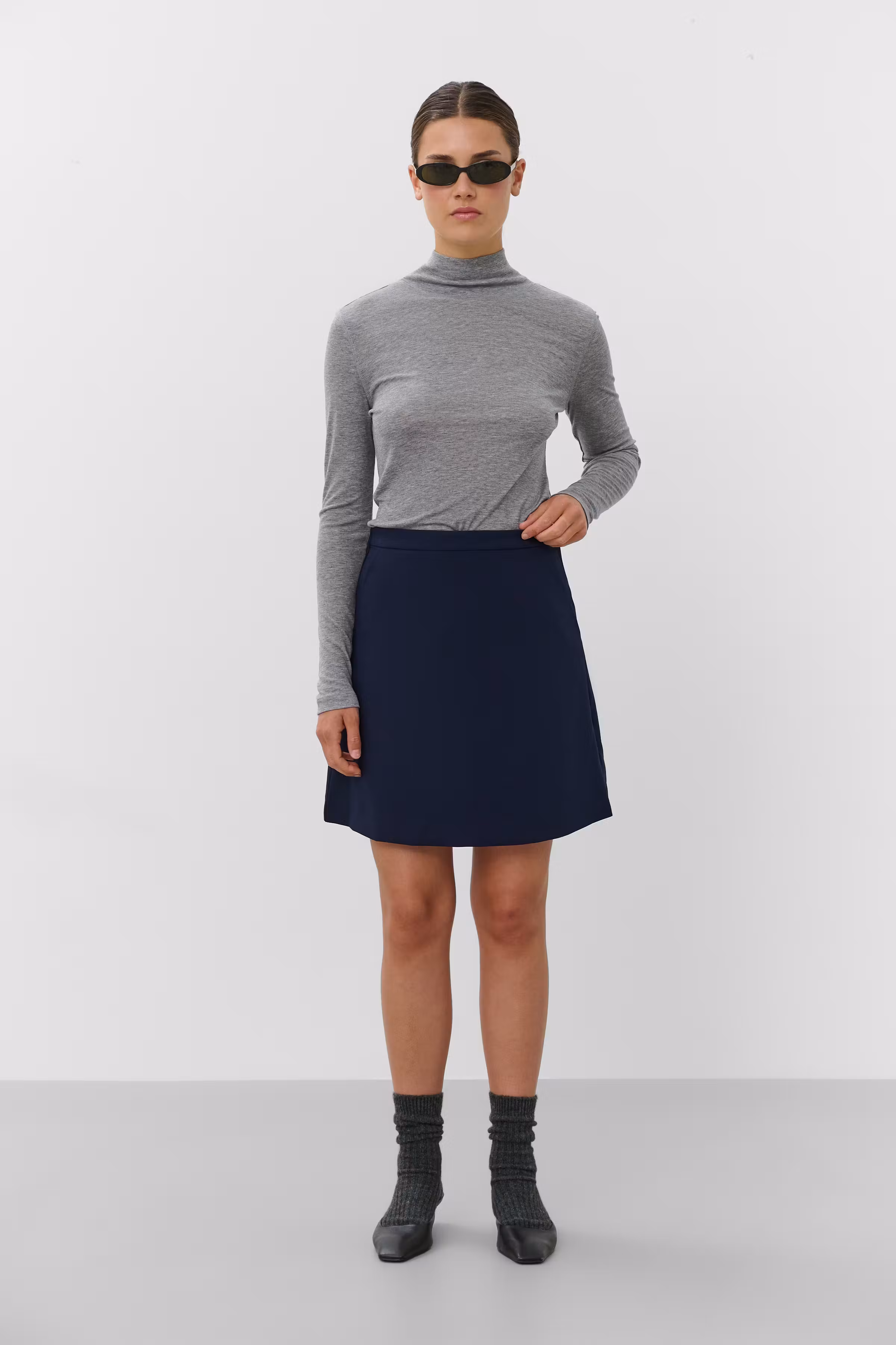 SLCorinne Rok LOOKBOOK FRONT 30407280-193924