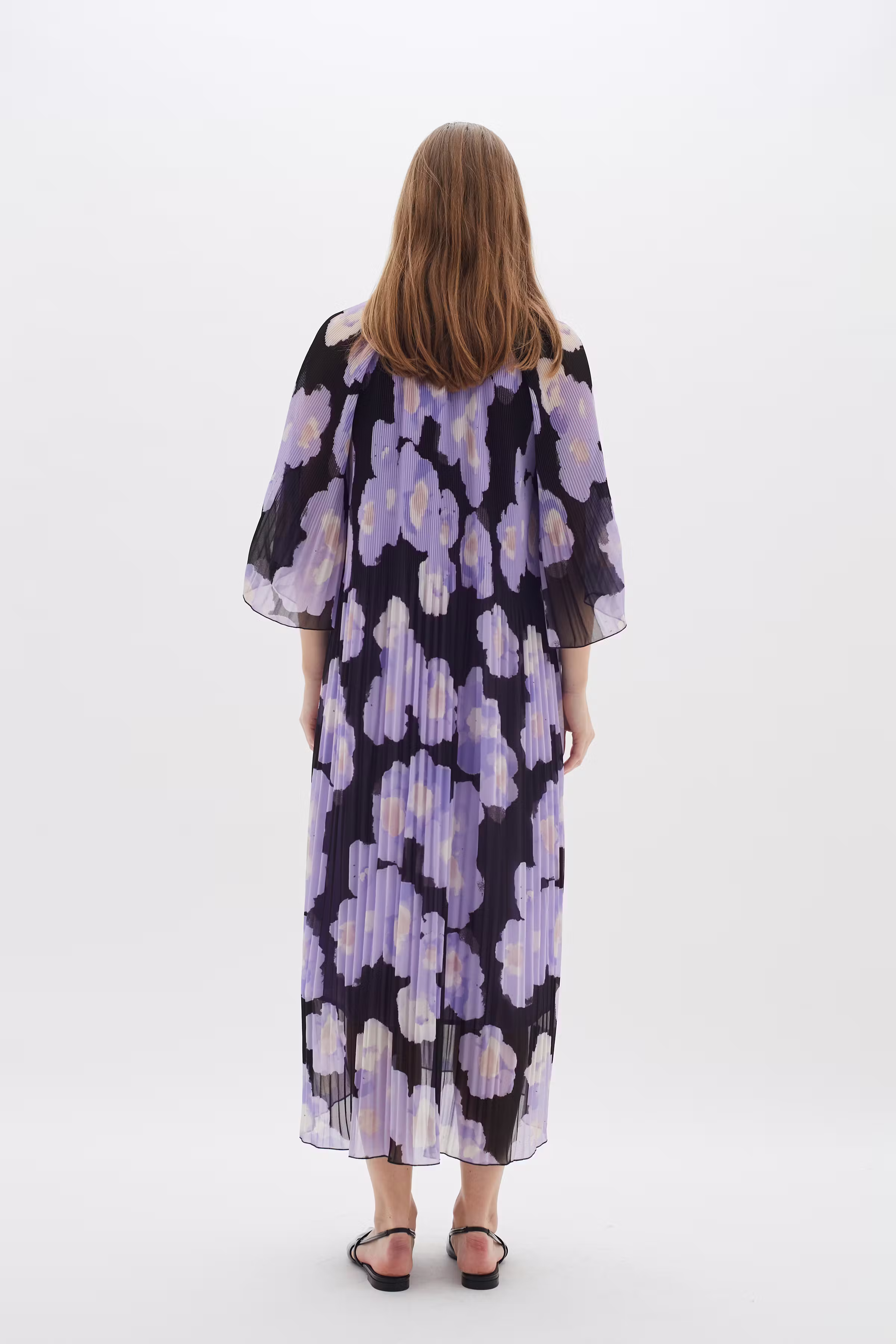 HendraIW Lang Kjole LOOKBOOK BACK 30109400-302764