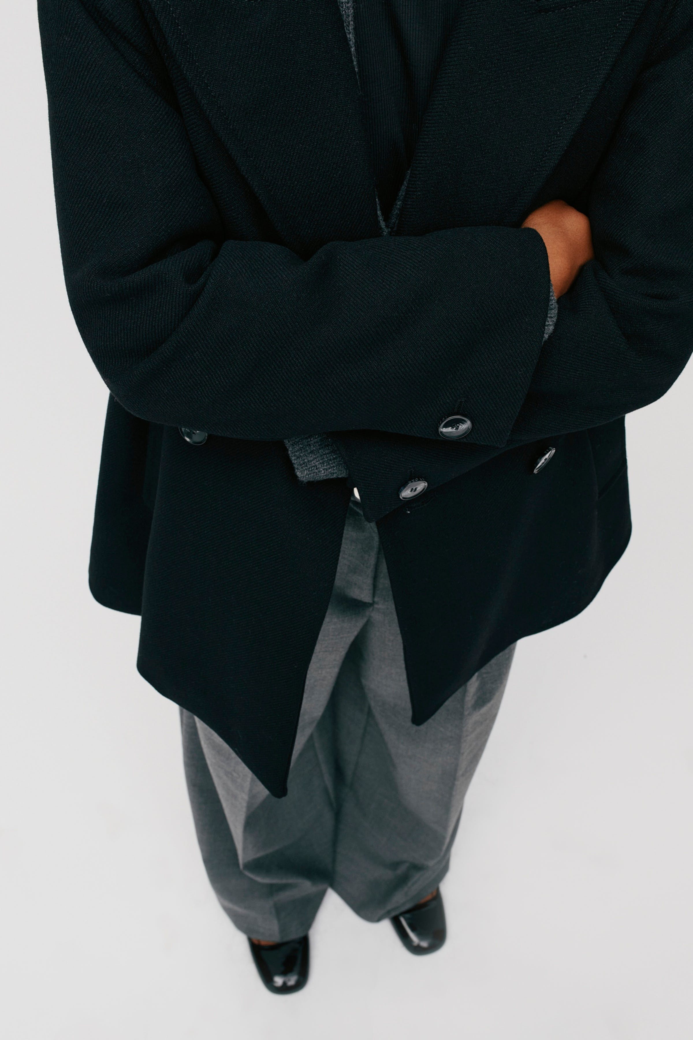 JENNA Mantel LOOKBOOK FRONT 30600418-BK999