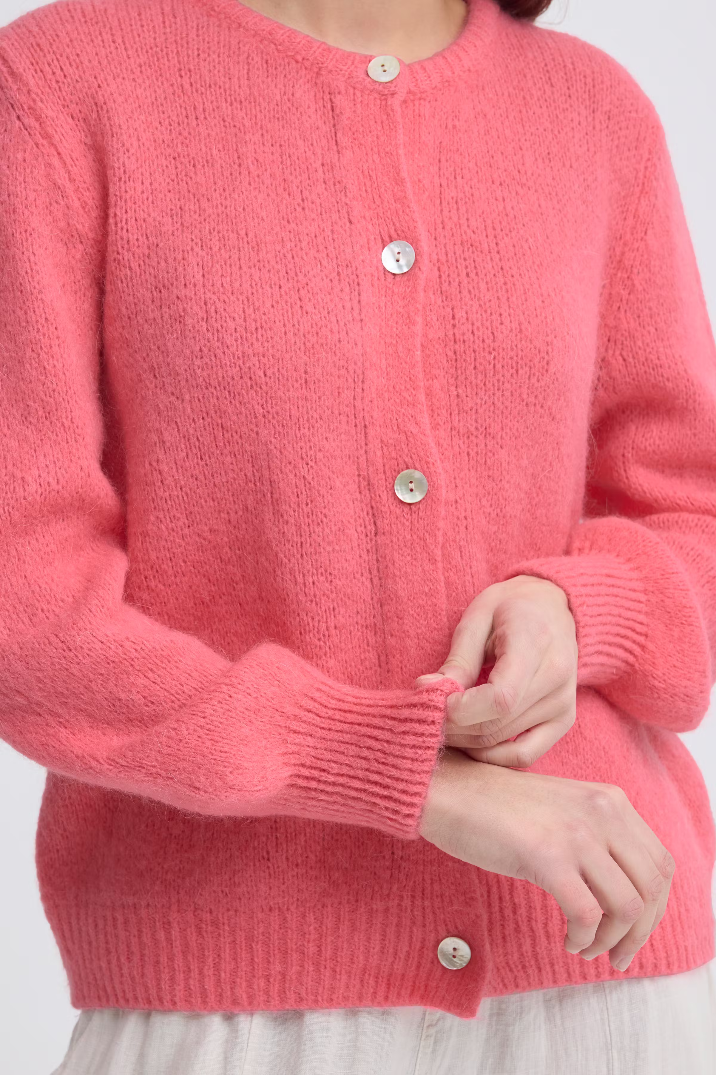 SBGULVIG Cardigan LOOKBOOK DETAIL 22100655-151920