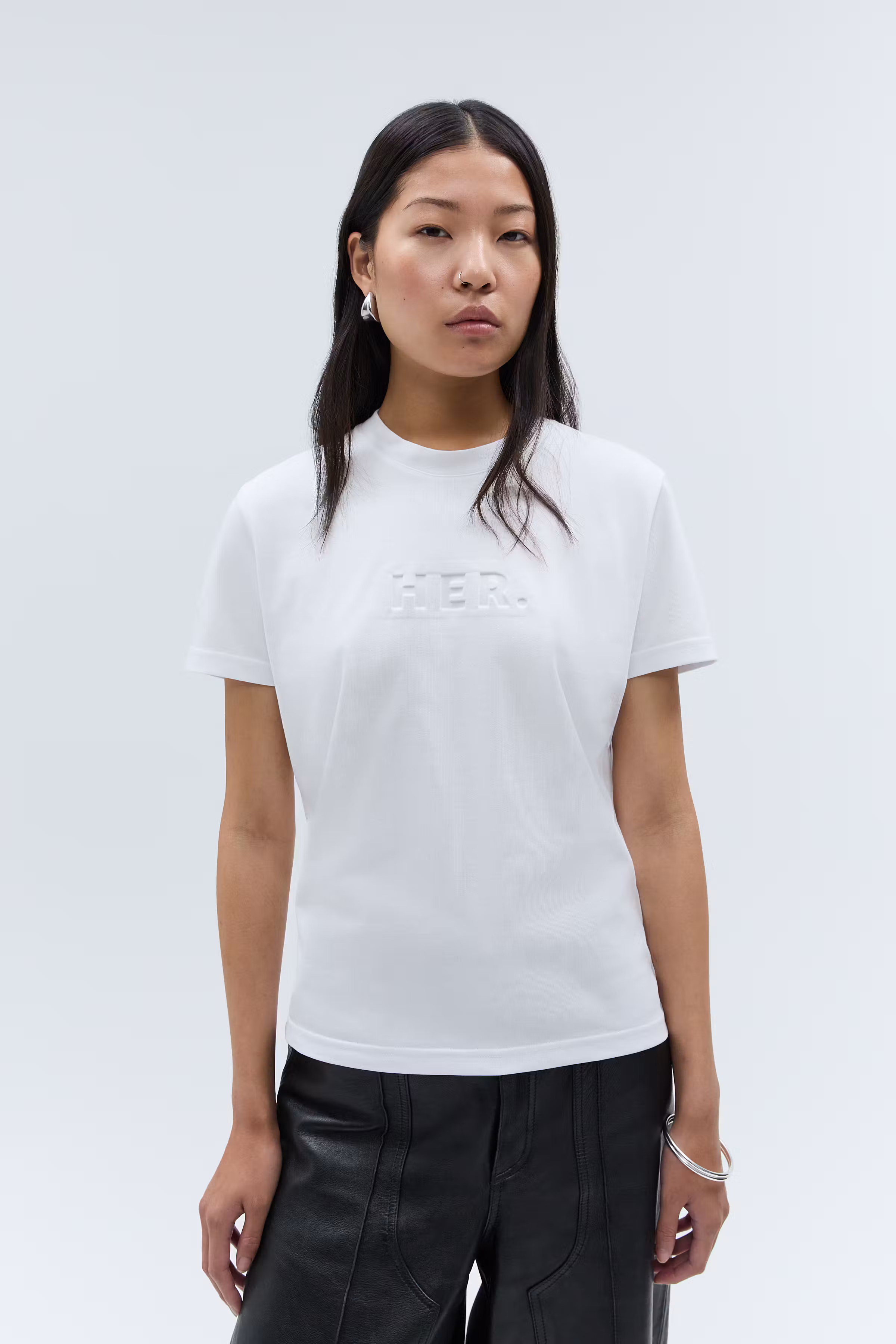 IOFenix T-shirt LOOKBOOK FRONT 30600791-WH001