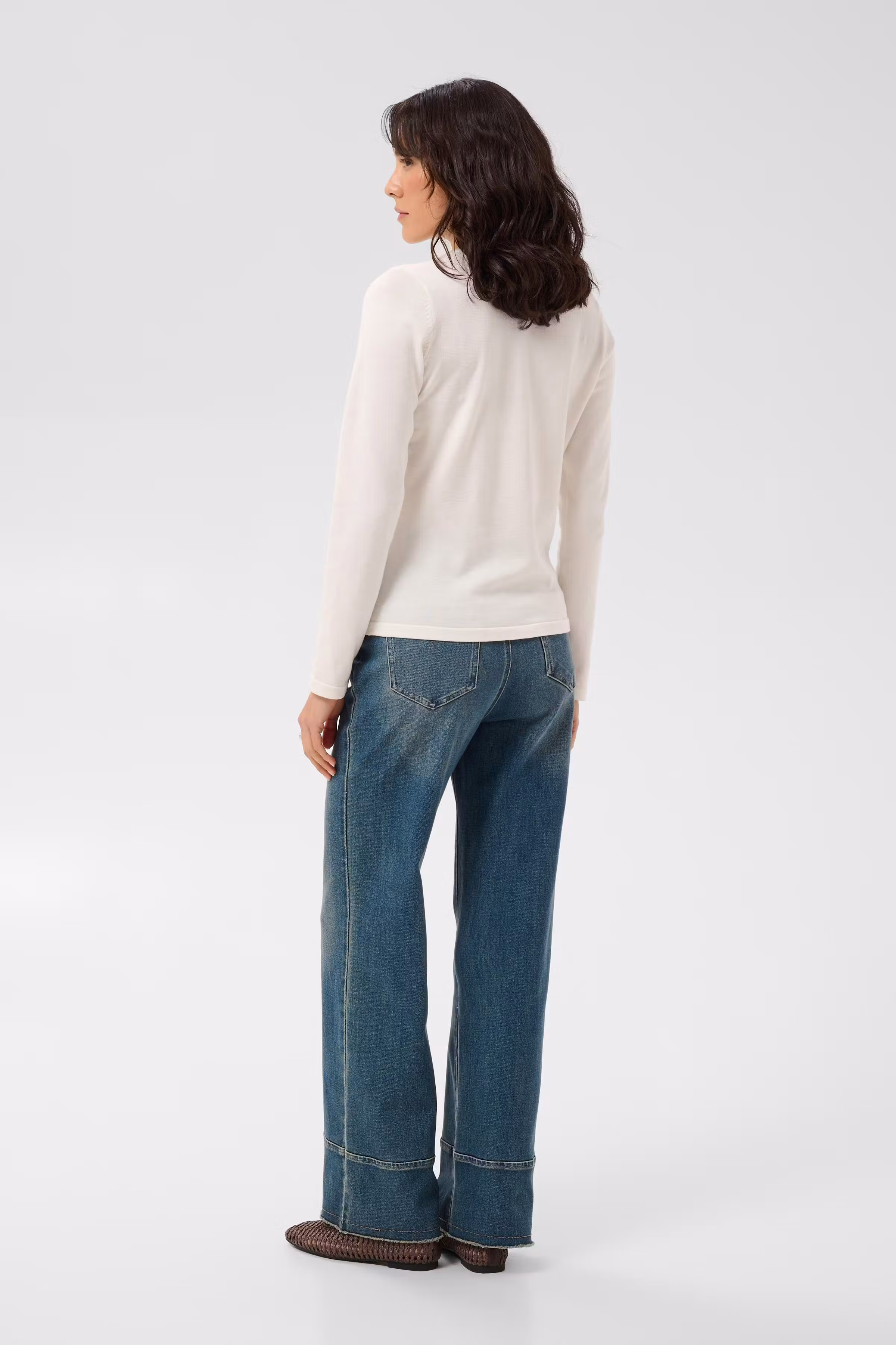 MilaSZ R-Neck Cardigan LOOKBOOK BACK 30500005-110605