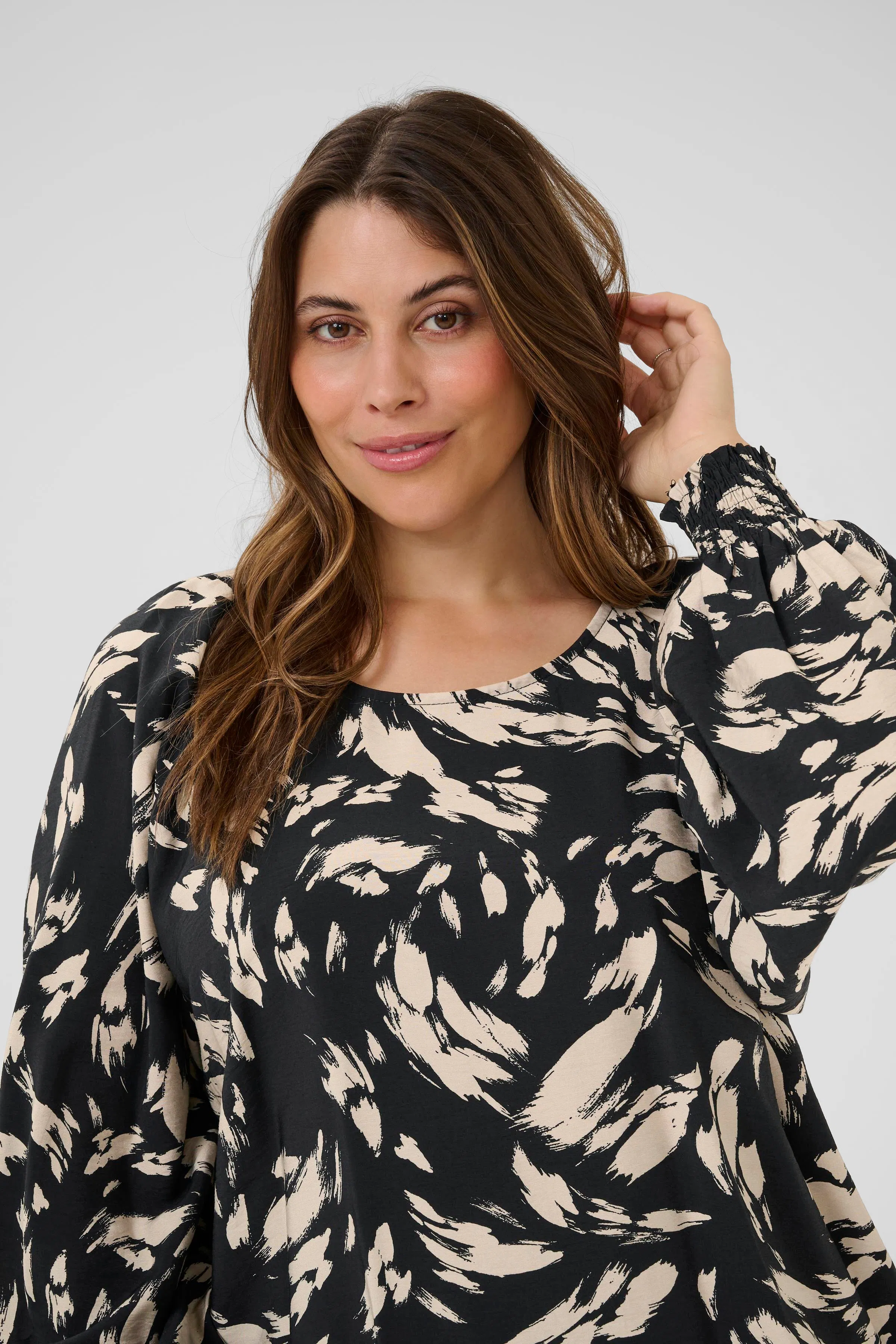 KColla Bluse LOOKBOOK DETAIL 10583917-108751