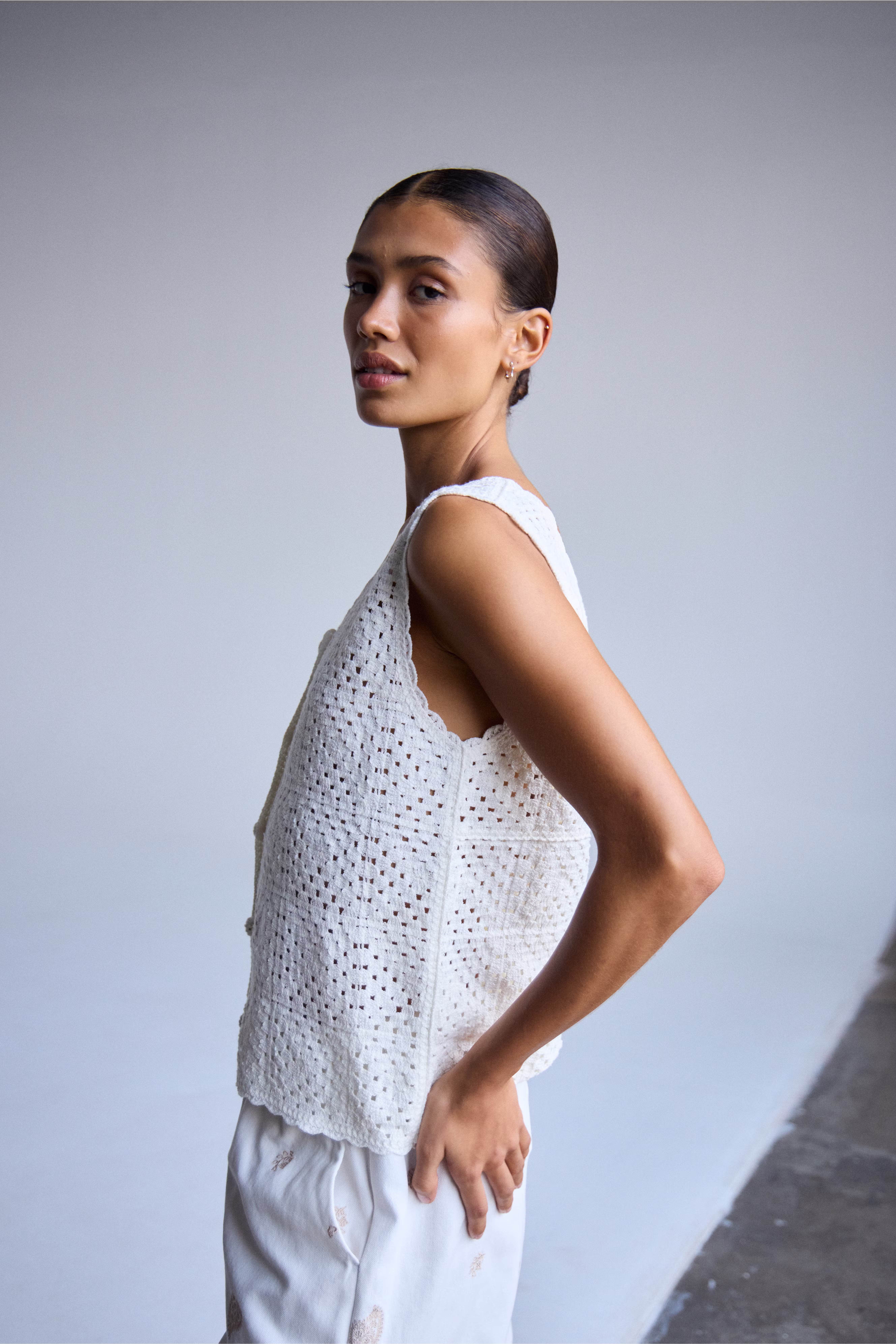 IHBANDIE Vest LOCATION NONE 20123425-130905