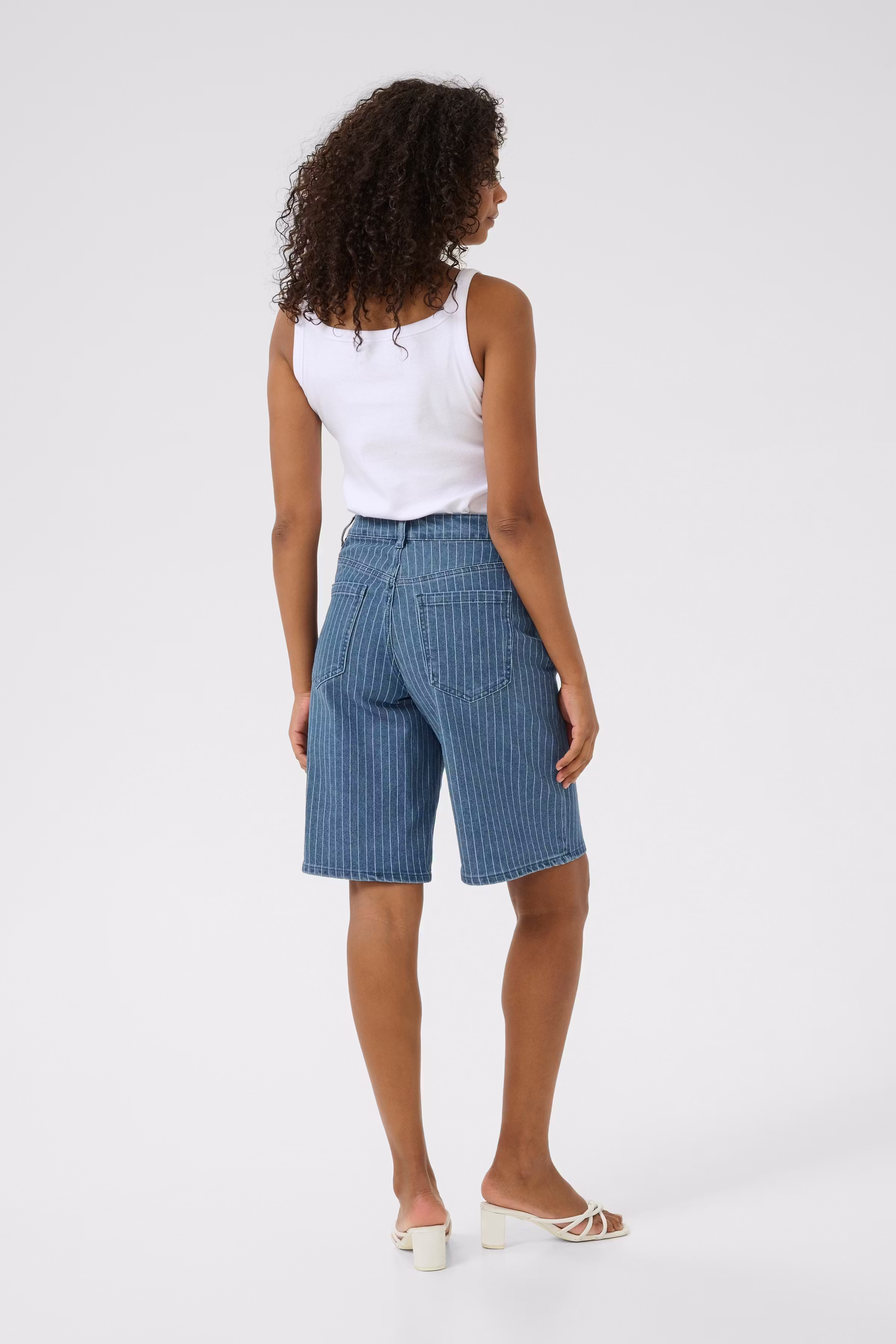 KAreece LOOKBOOK BACK 10552415-108347