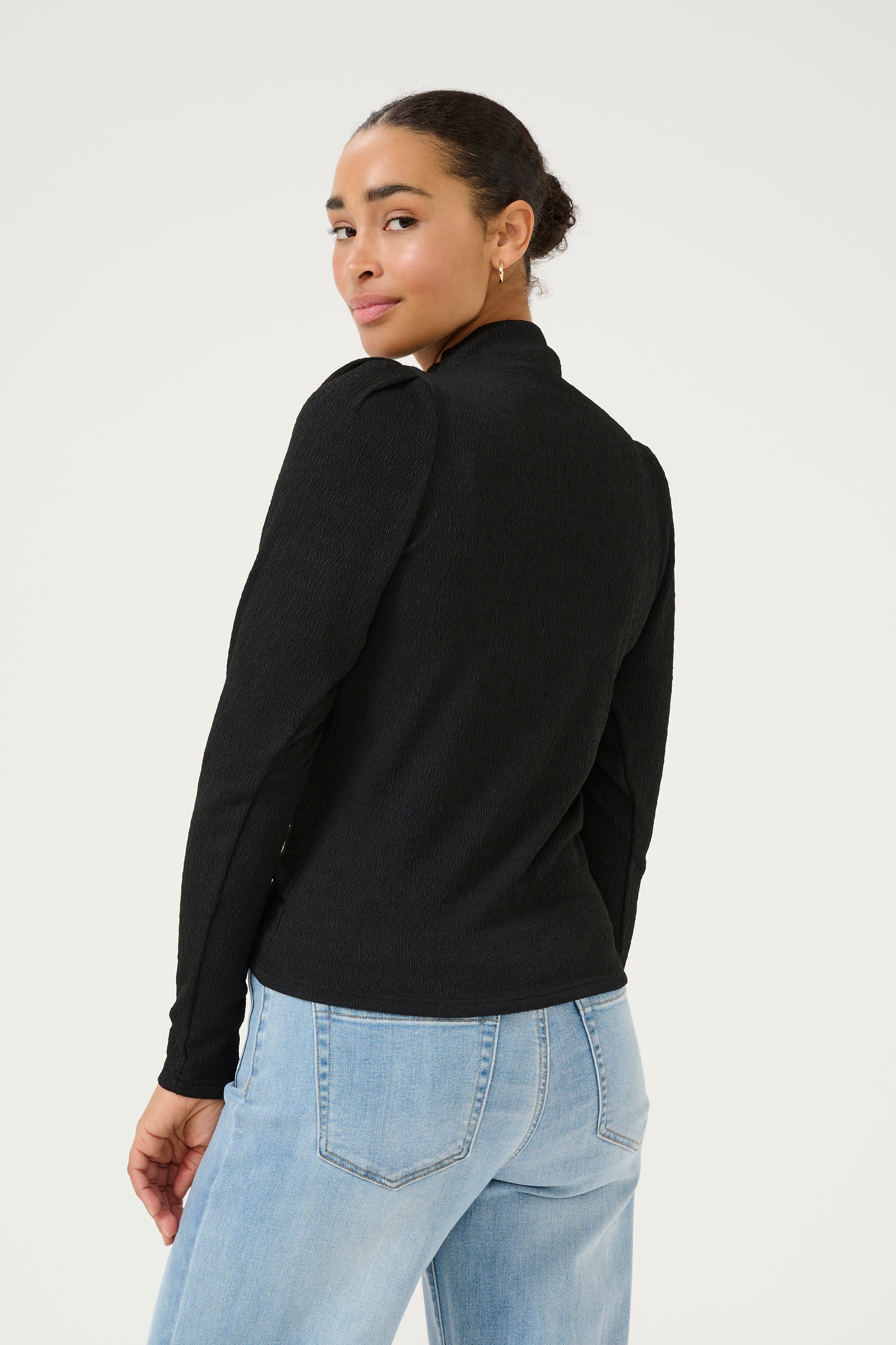 KArobin Blus LOOKBOOK BACK 10509013-100121