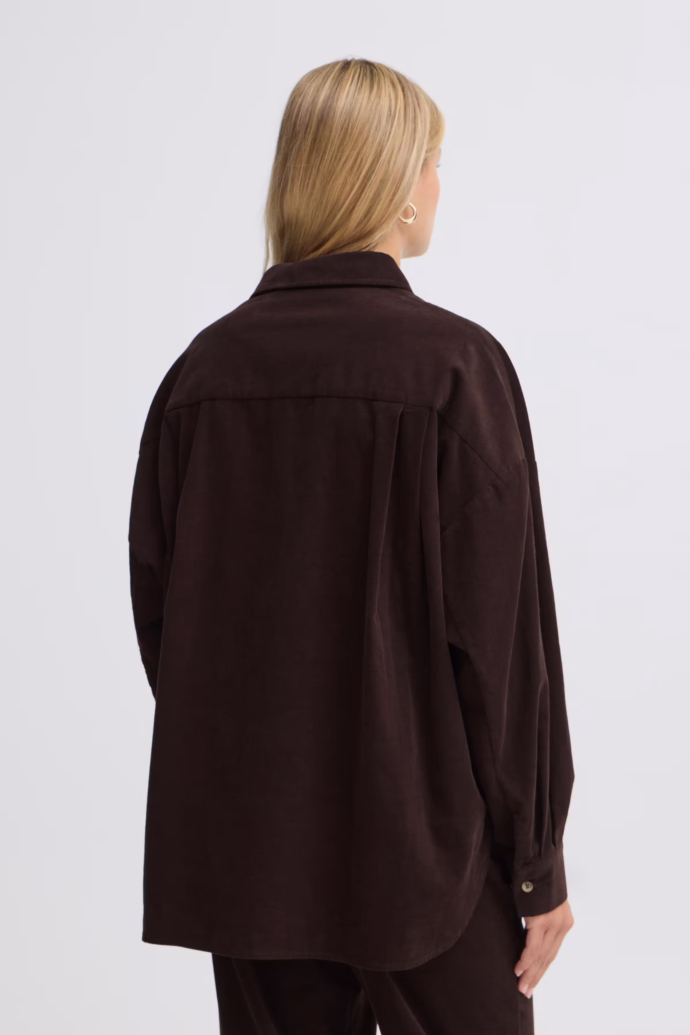 FRCORY Shirt LOOKBOOK BACK 20617249-190913