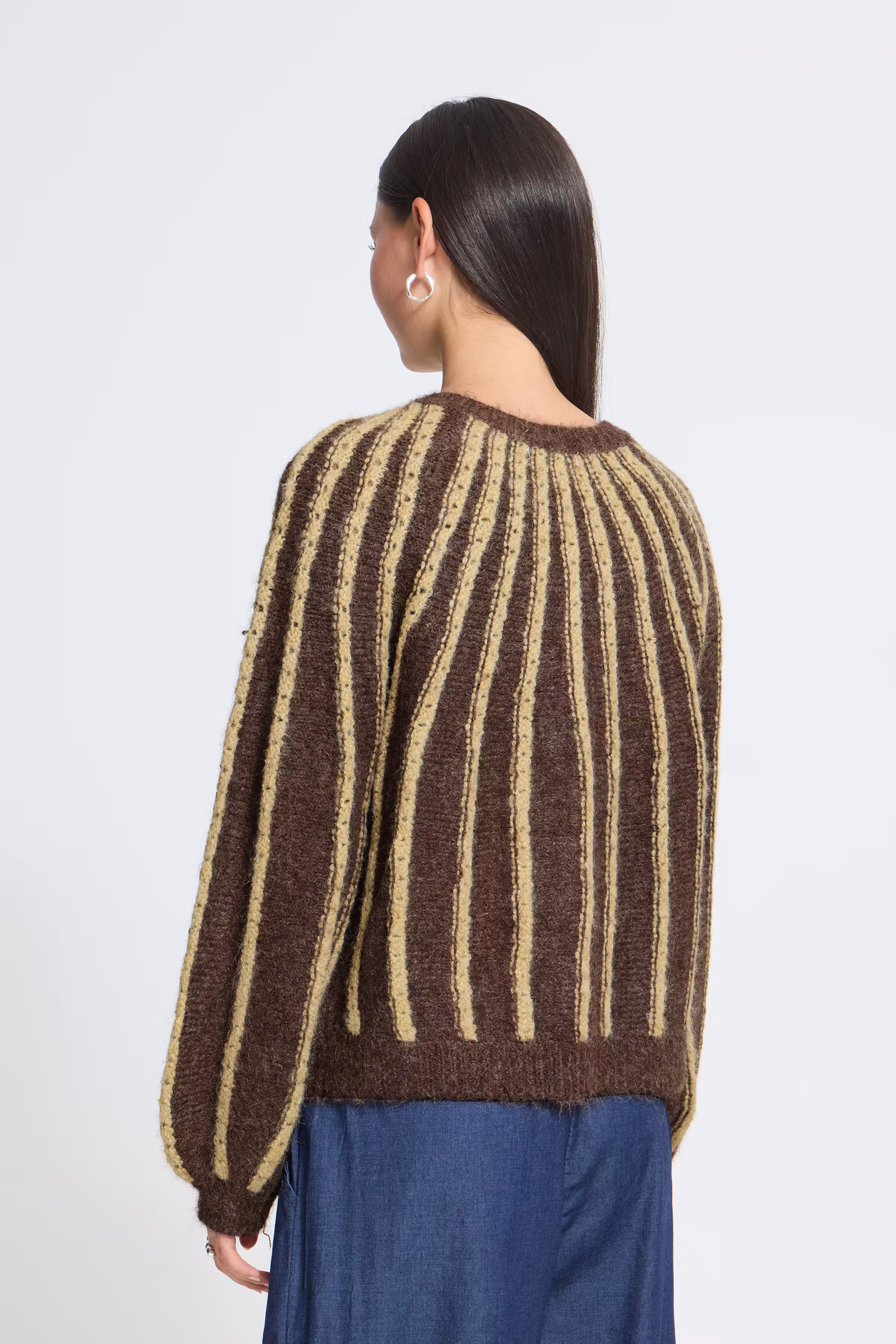 SBXJOLA Pullover LOOKBOOK BACK 22101213-191216