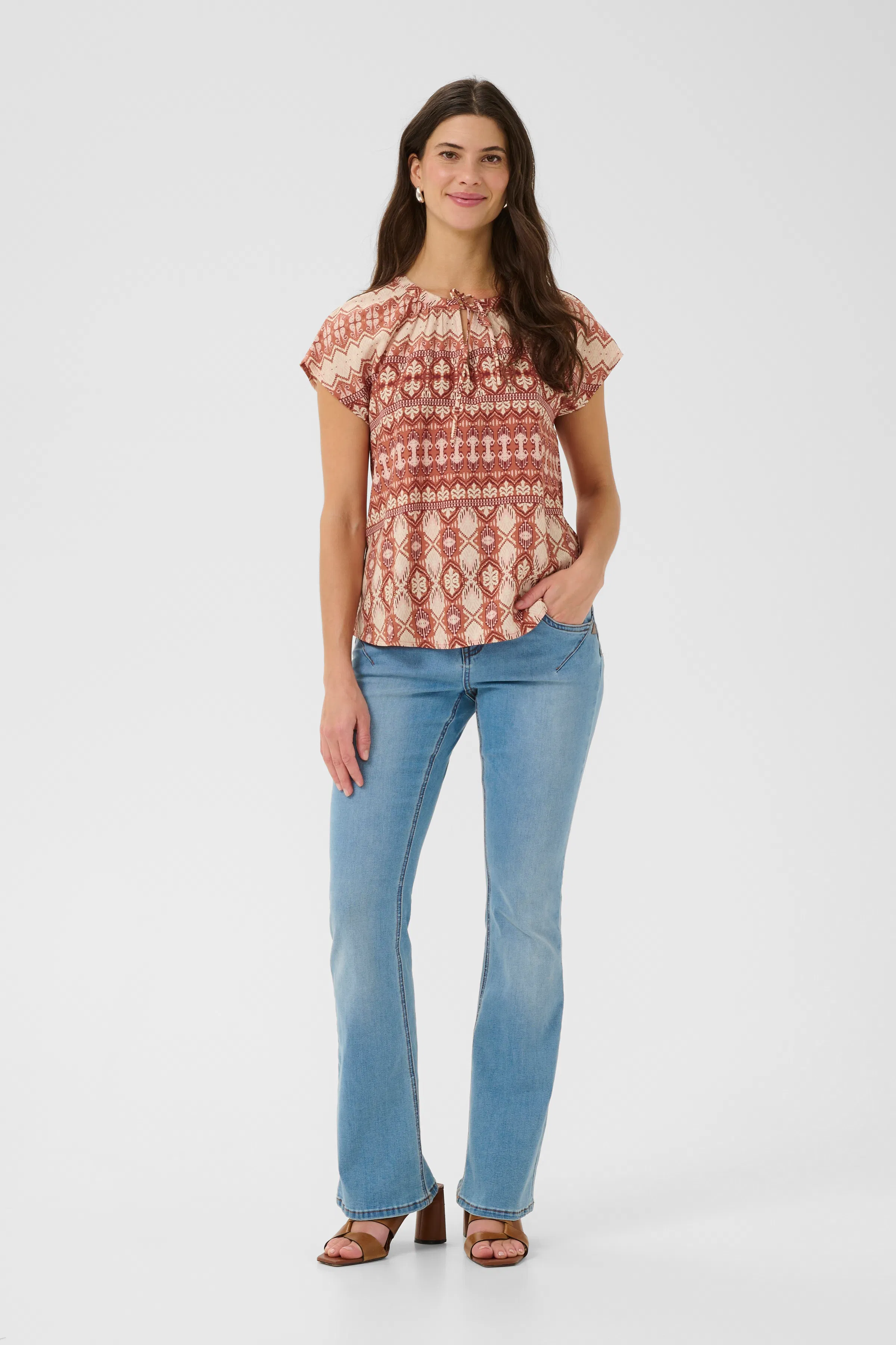 CRTiah Blouse LOOKBOOK FRONT 10613602-107520