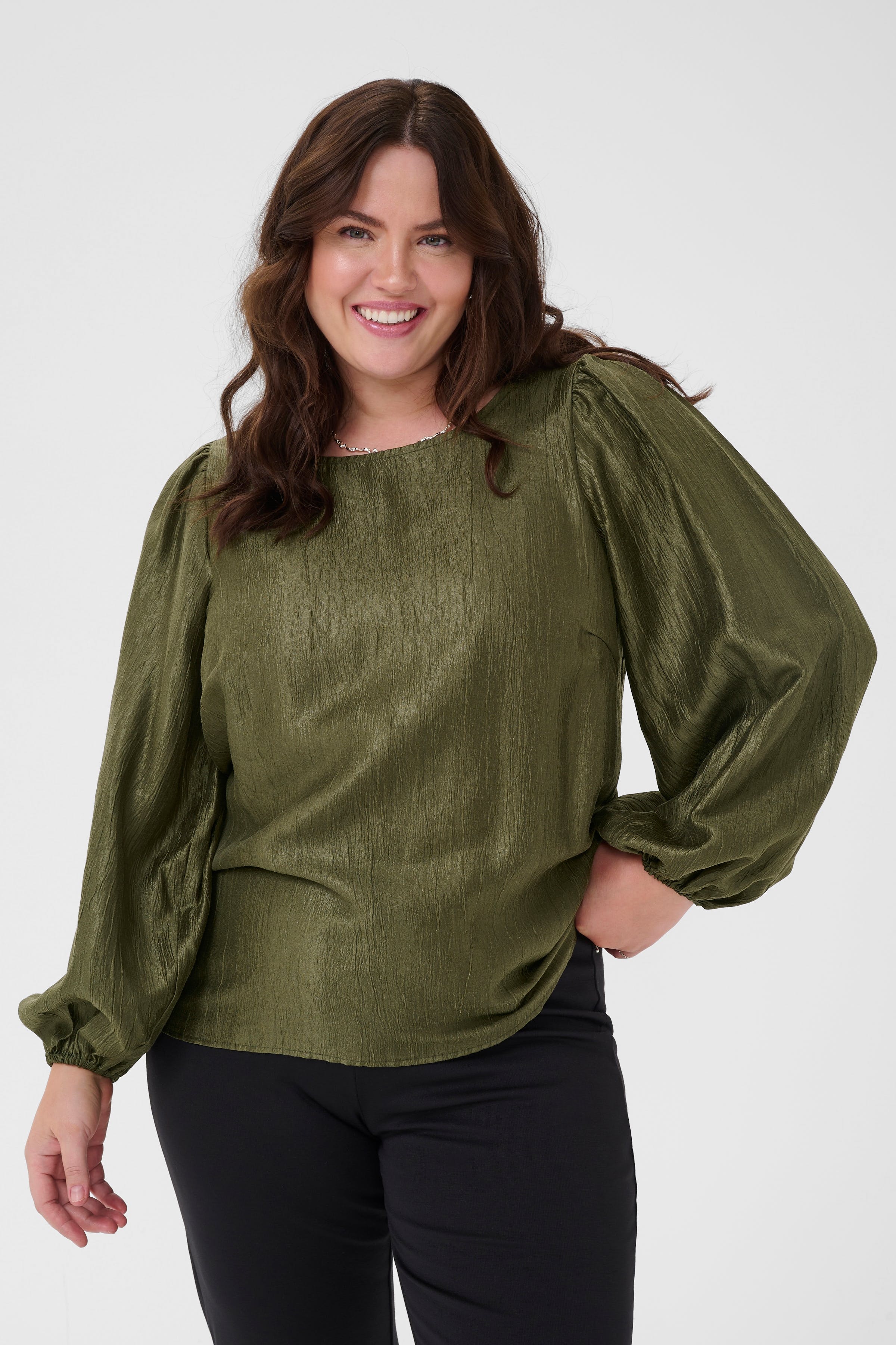 KCrizza Blouse LOOKBOOK FRONT 10583782-190512
