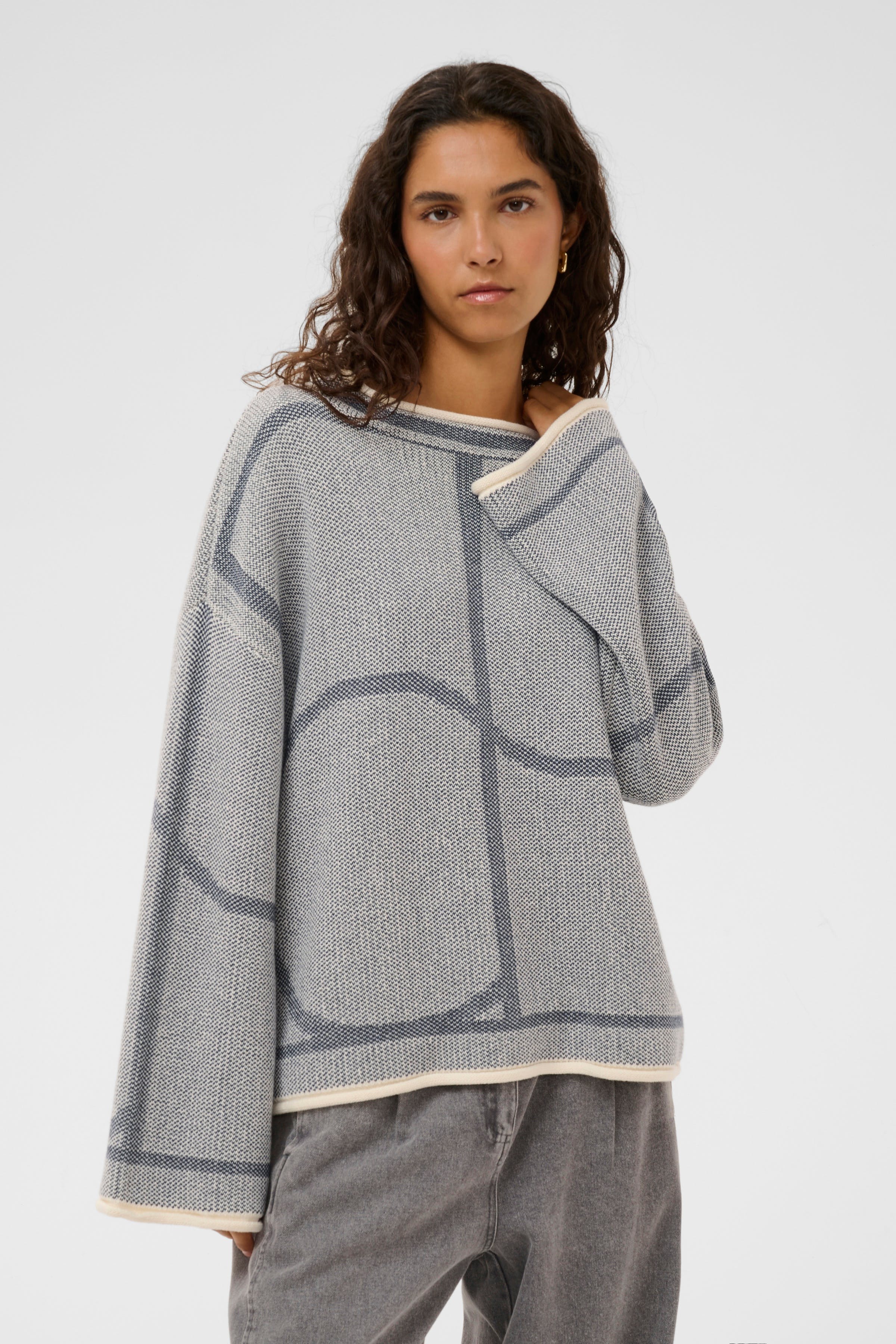 SLRava Pullover LOOKBOOK FRONT 30409010-194019