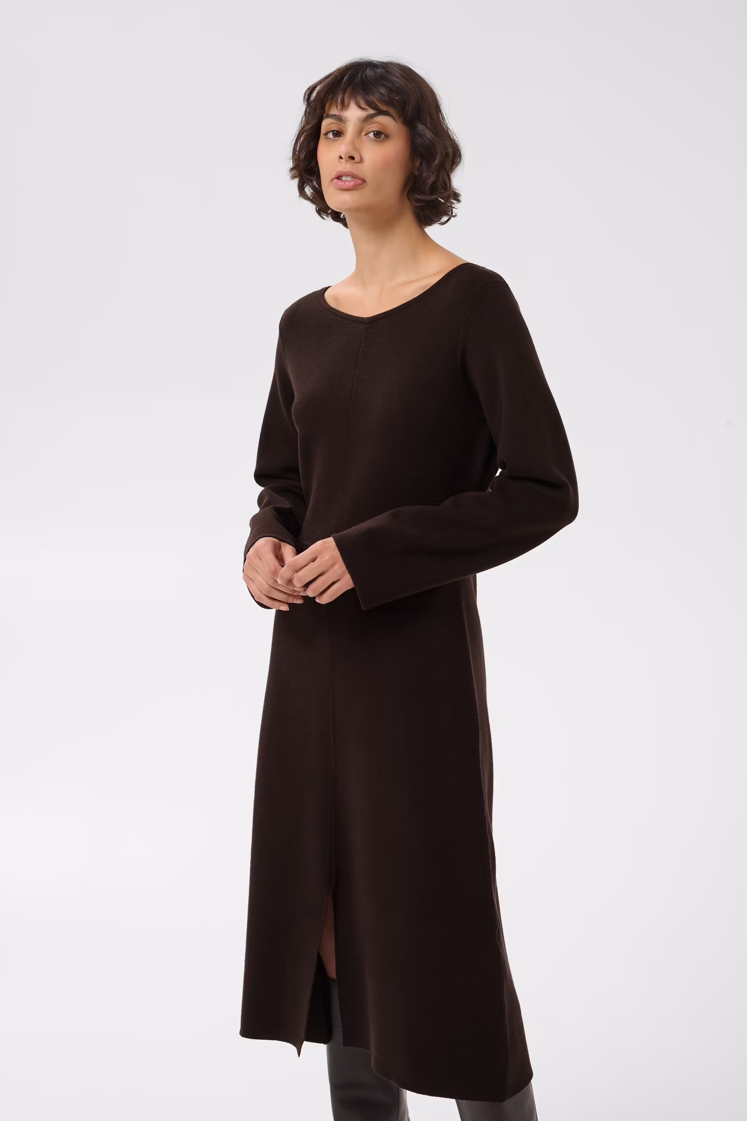CeliiahPW LOOKBOOK FRONT 30311296-191106
