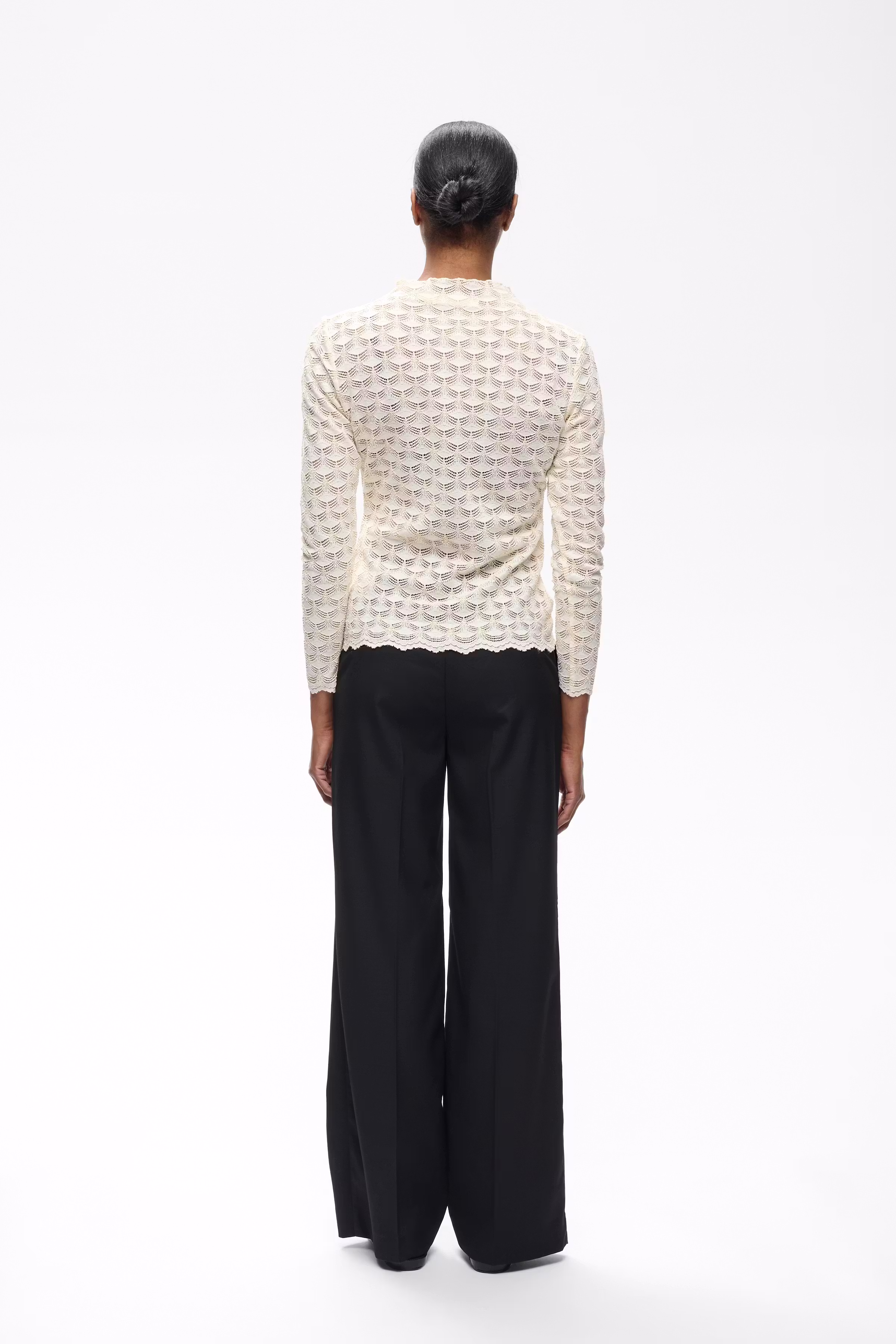 TullaIW T-shirt LOOKBOOK BACK 30111334-110701