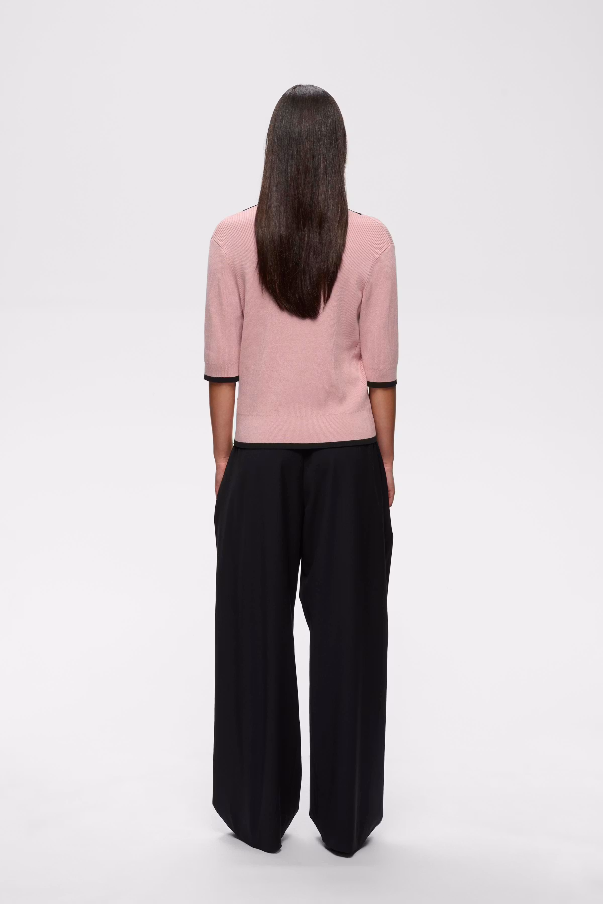 LeenahIW V-Neck Pullover LOOKBOOK BACK 30110675-151607
