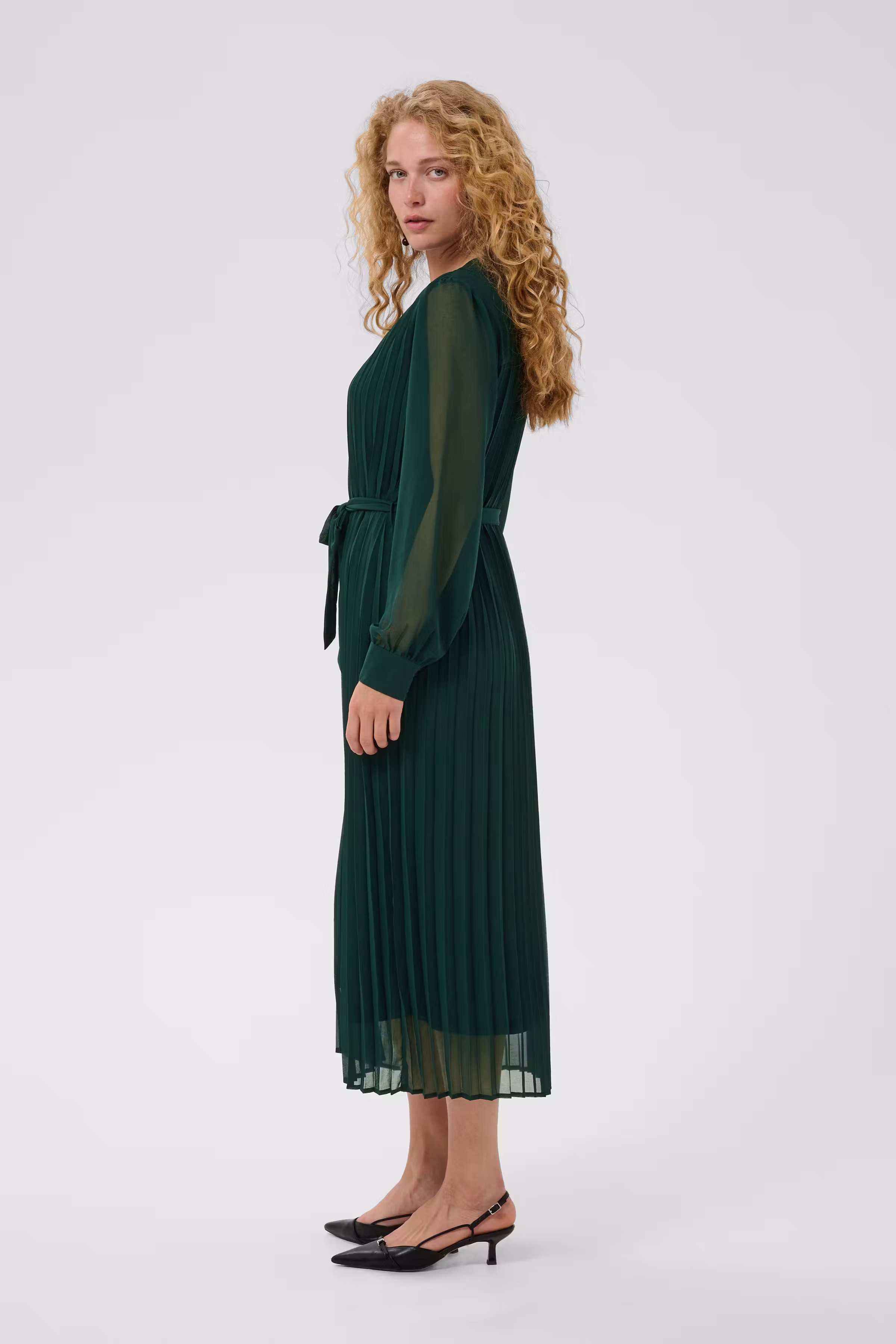 CUpilea Kleid LOOKBOOK FRONT 50113734-195220