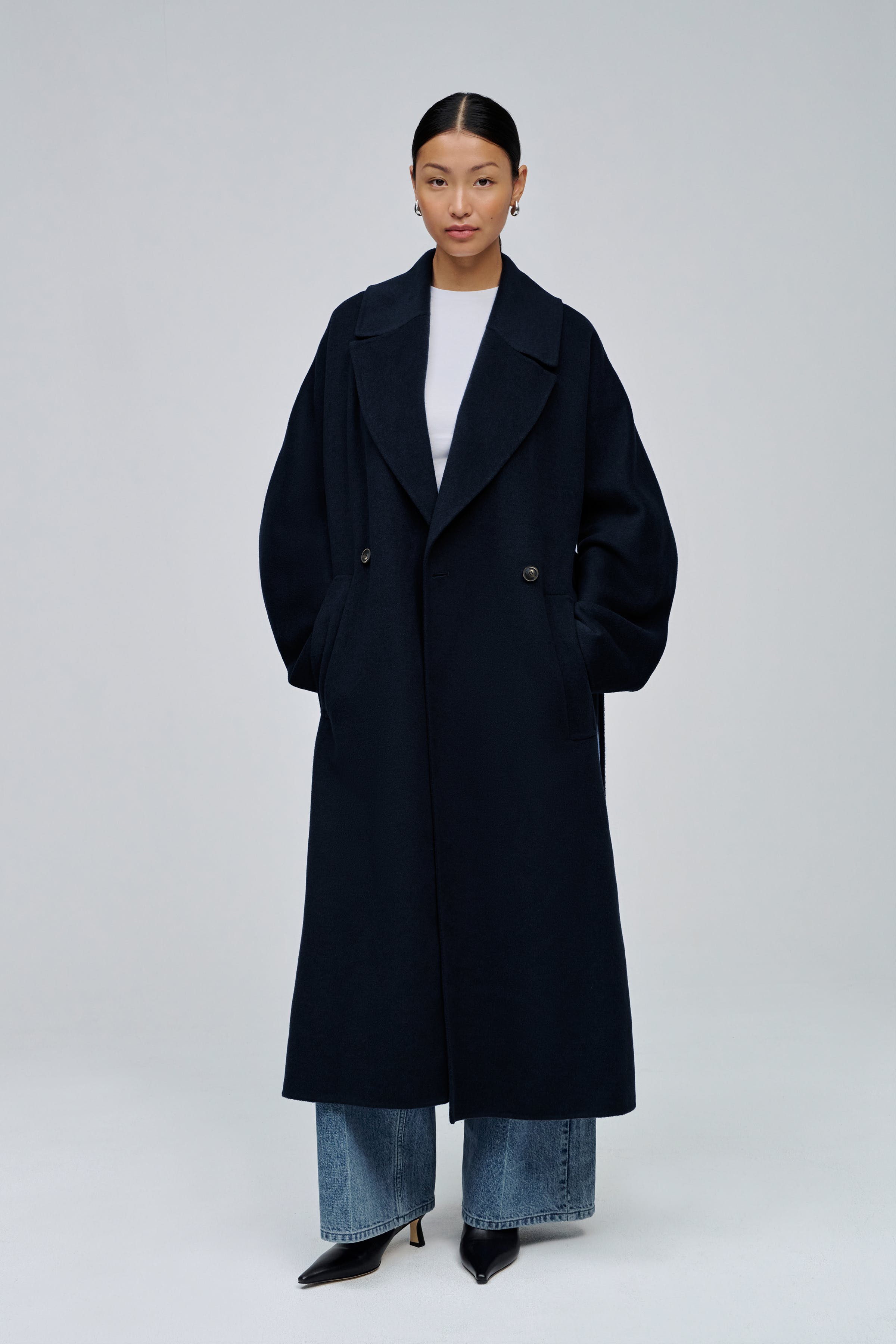 IOCybele Coat LOOKBOOK FRONT 30600095-BL900