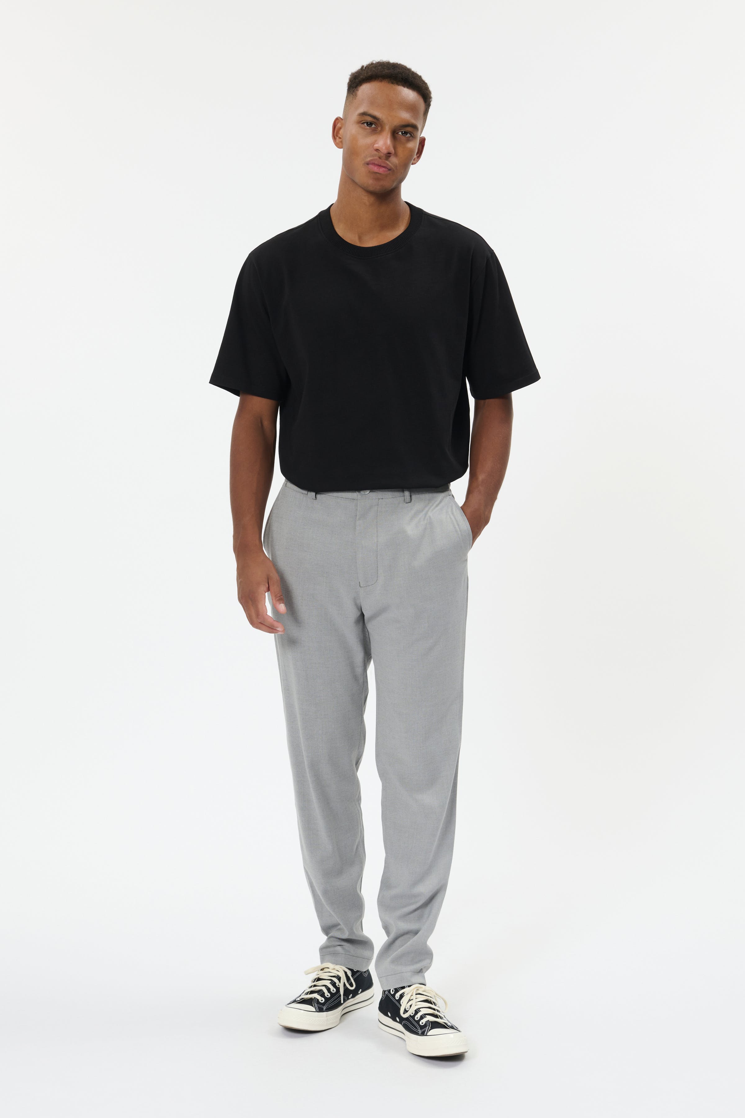 MAliam Bukser LOOKBOOK FRONT 30208756-300272