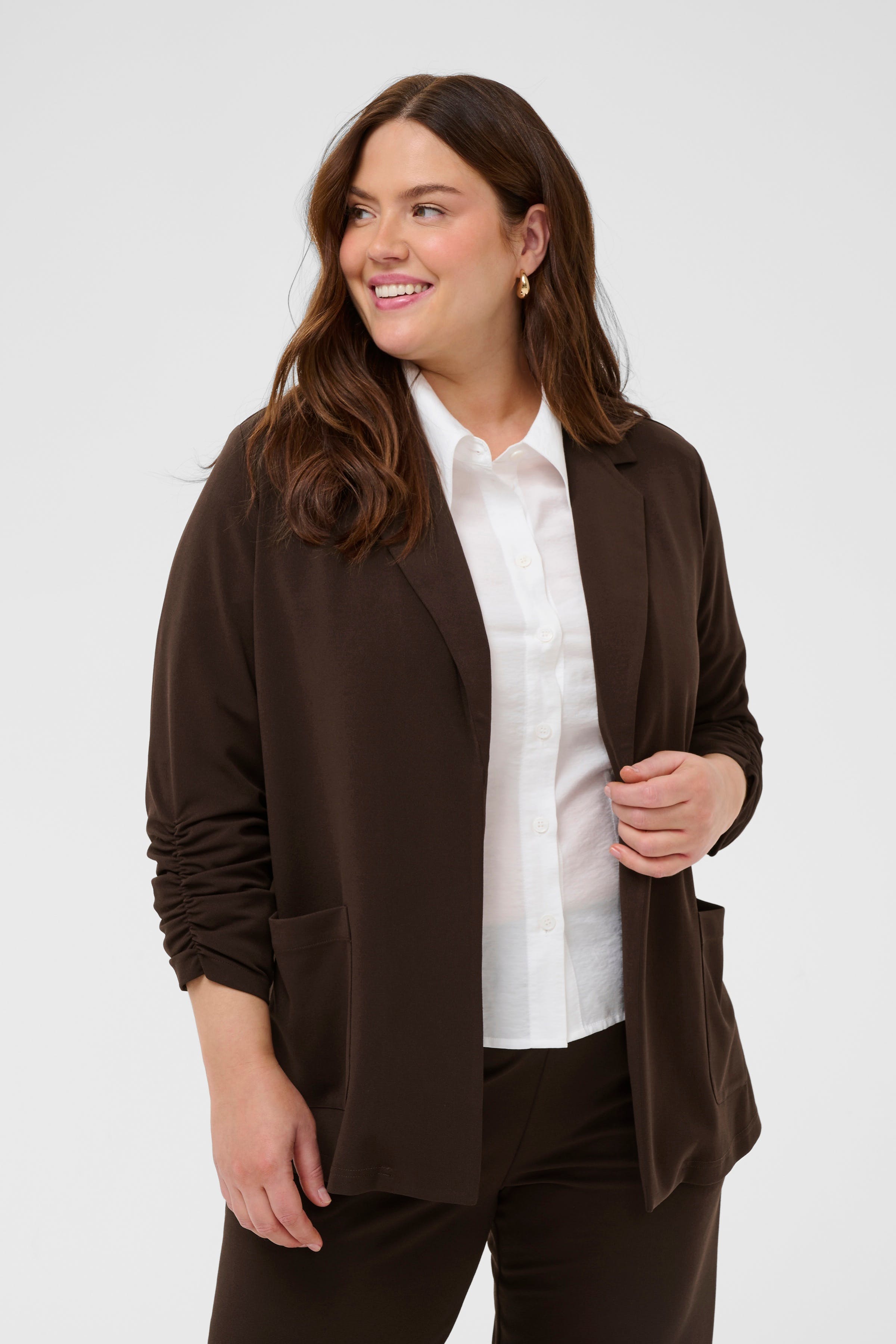 KCpheolo Blazer LOOKBOOK FRONT 10584092-190915