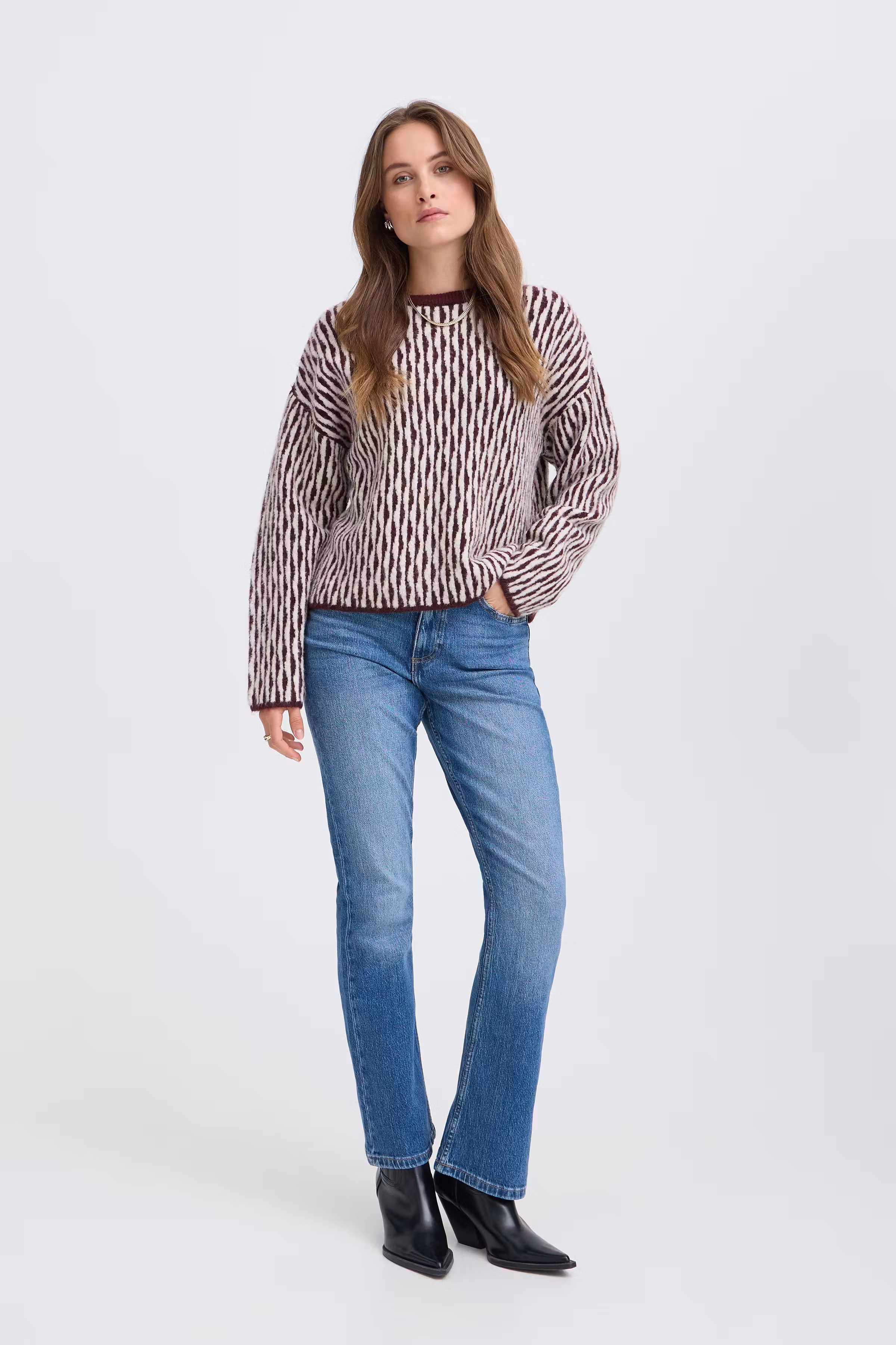 BYOJULA Pullover LOOKBOOK FRONT 20819107-900014397