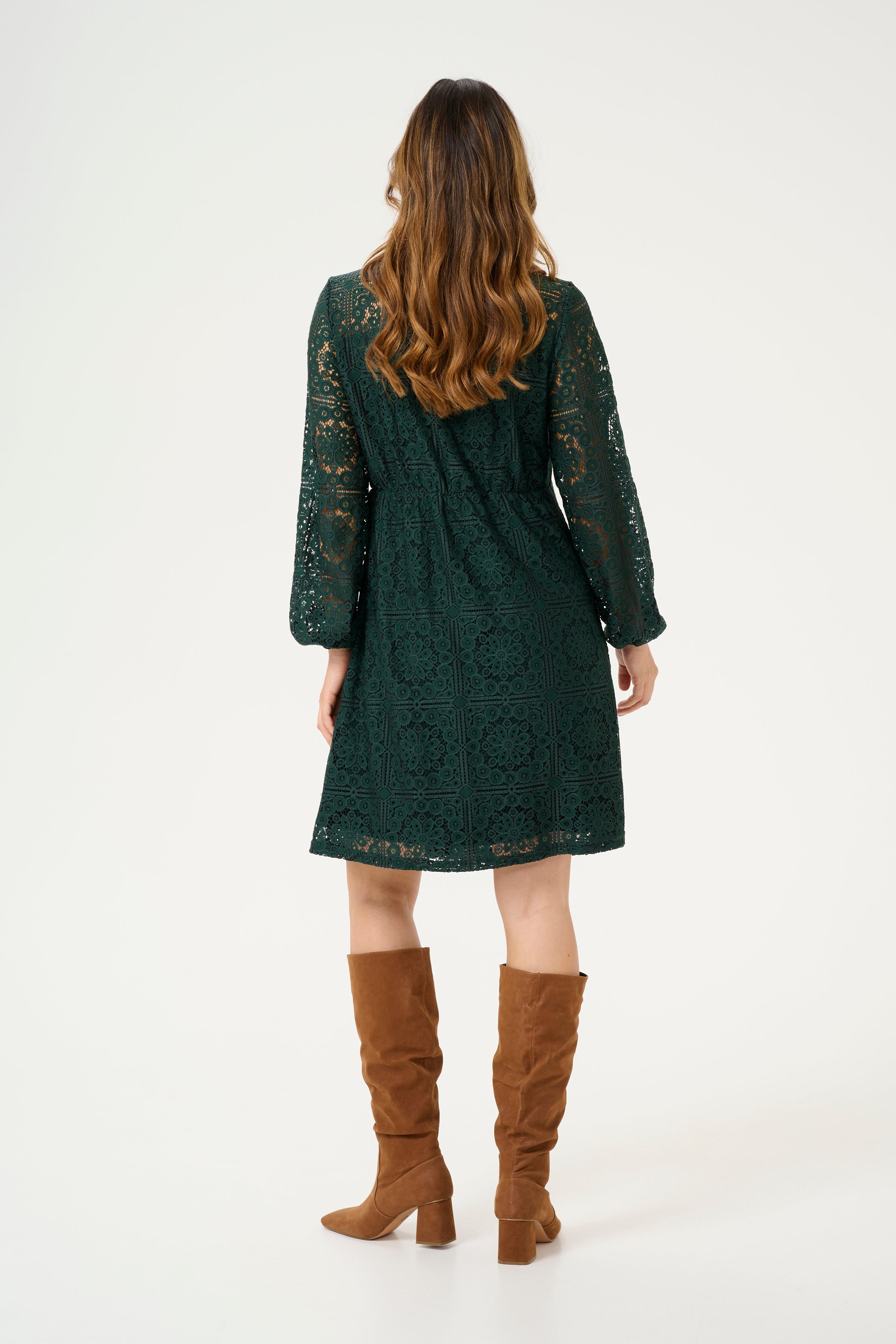 CRTiley Jurk LOOKBOOK BACK 10613785-195320