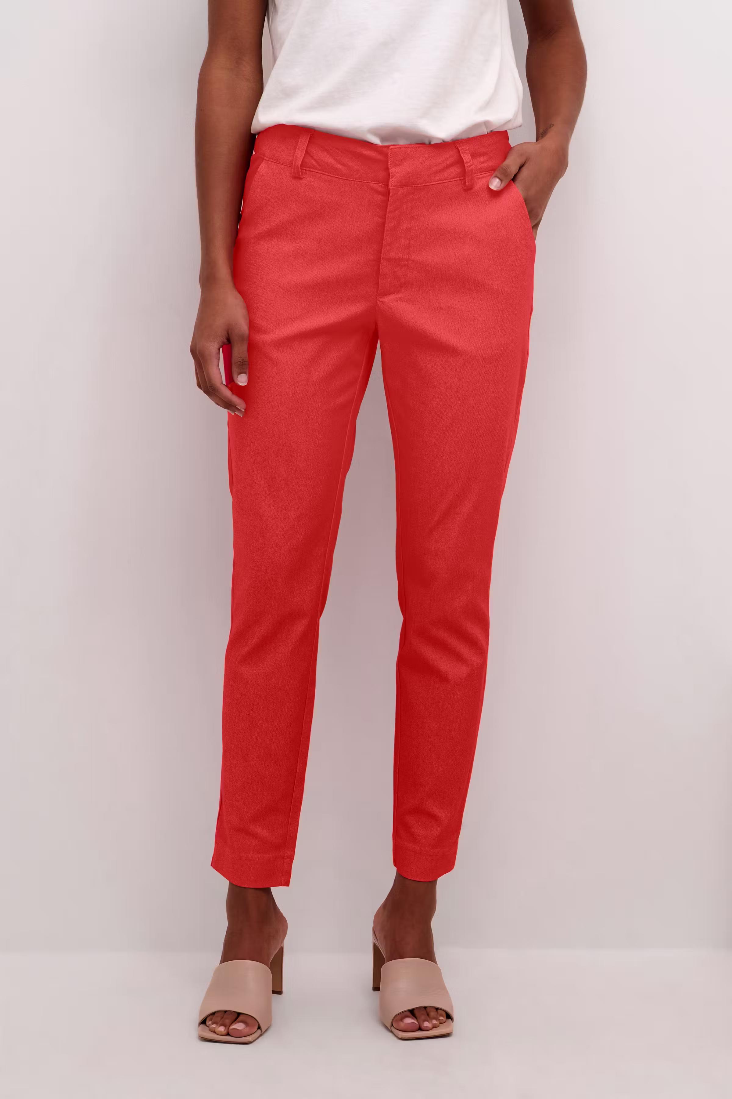 KAlea Bukser LOOKBOOK FRONT 10505191-181664