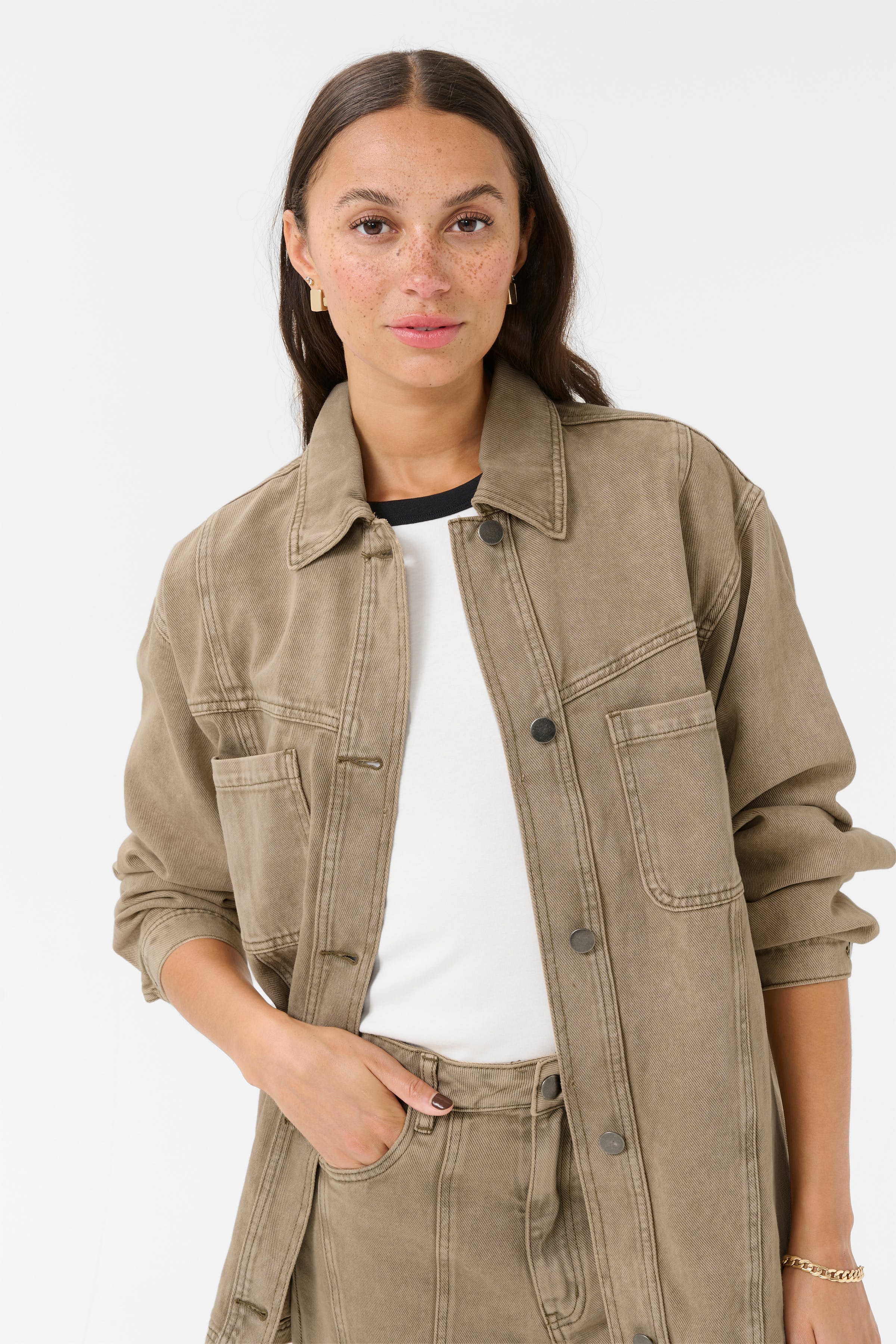 KArania Denim Jacket LOOKBOOK DETAIL 10509876-107384
