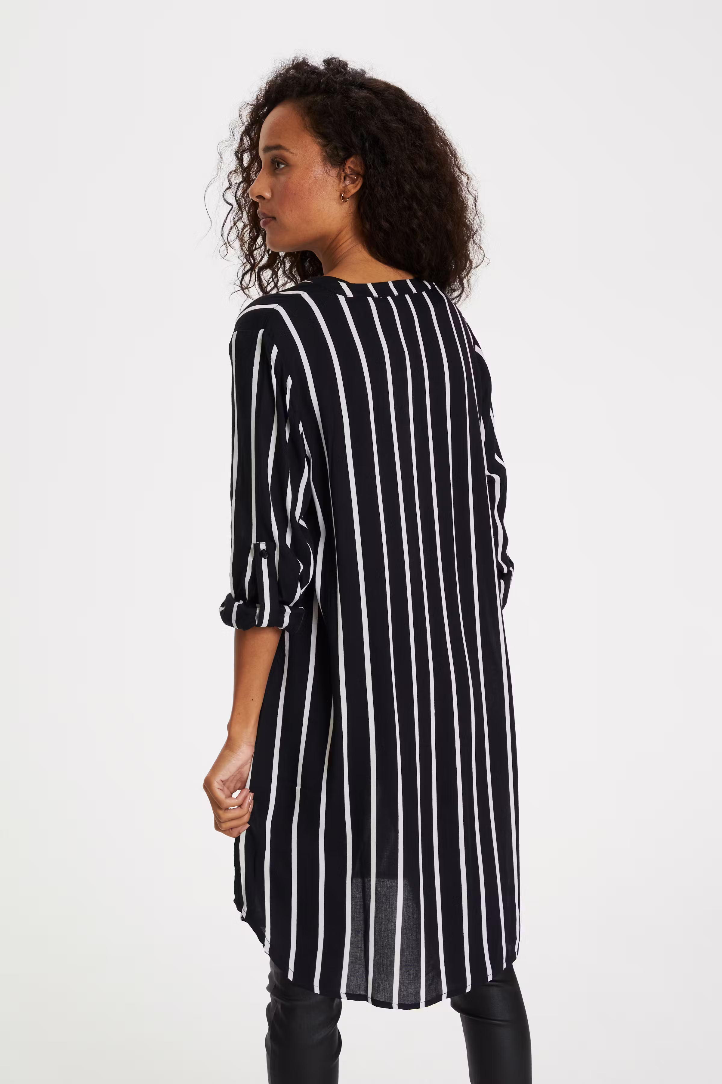 KAmarana Kjole LOOKBOOK BACK 10551803-100596